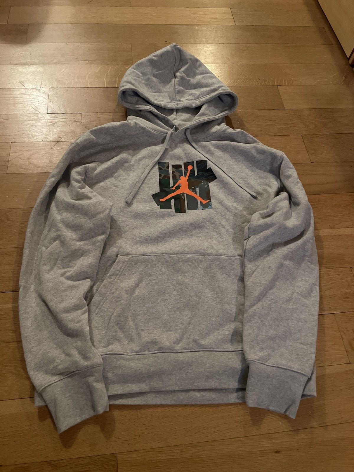 Jordan Brand × Undefeated Jordan x Undefeated Hoodie Size US L / EU 52-54 / 3 - 1 Thumbnail