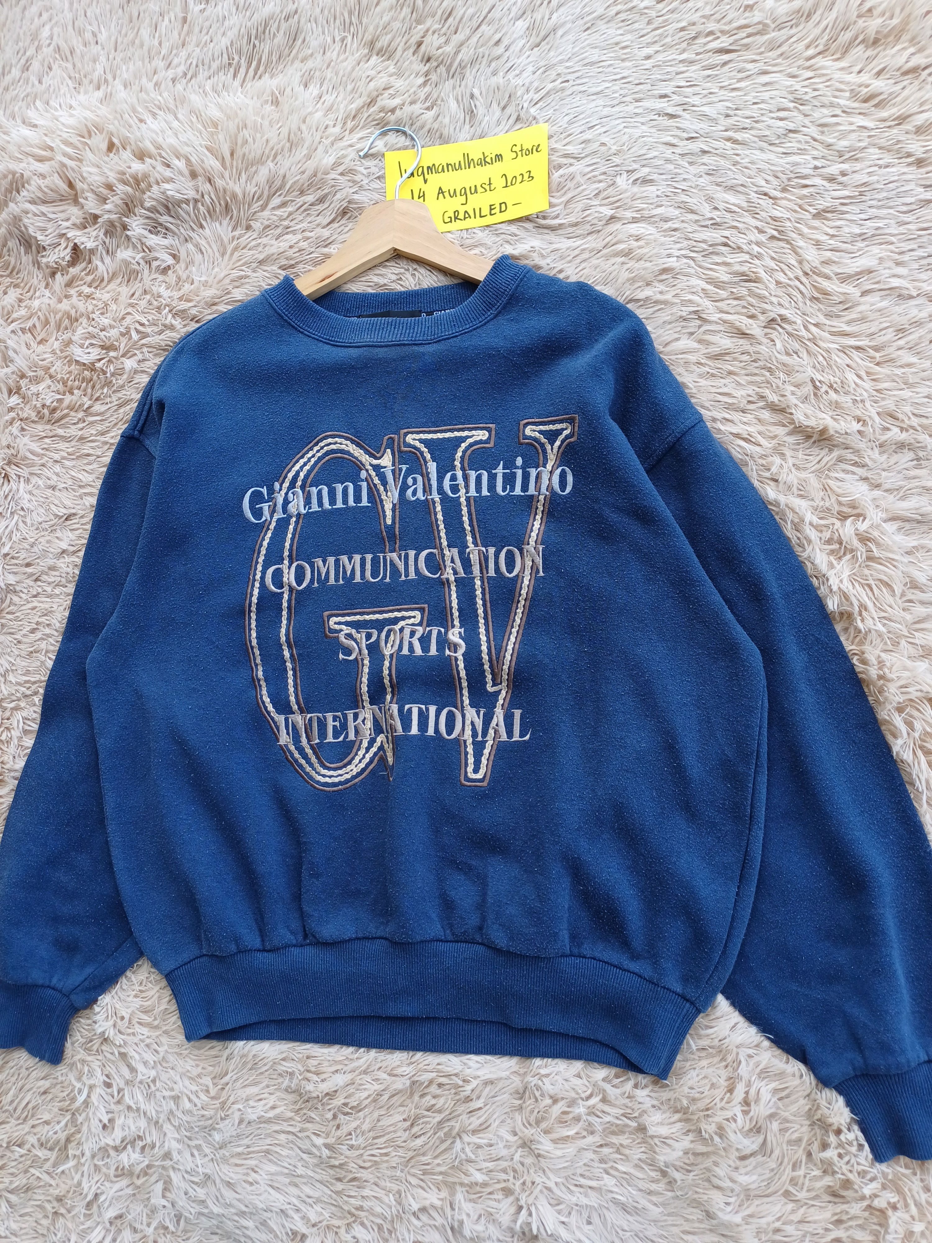Gianni Valentino Rare Vintage Gianni Valentino Big Logo Spellout Sweater Size US L / EU 52-54 / 3 - 3 Thumbnail
