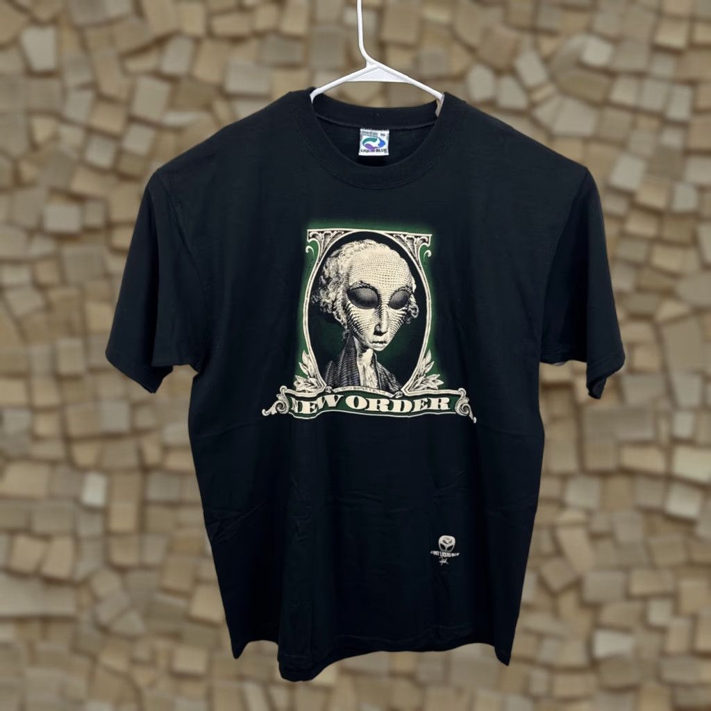 Liquid Blue VINTAGE Liquid Blue Alien New Order T-shirt Mens XL Black Cotton Graphic Print Short Sleeve Bill Clinton Hilary Clinton 90s Size US XL / EU 56 / 4 - 1 Thumbnail