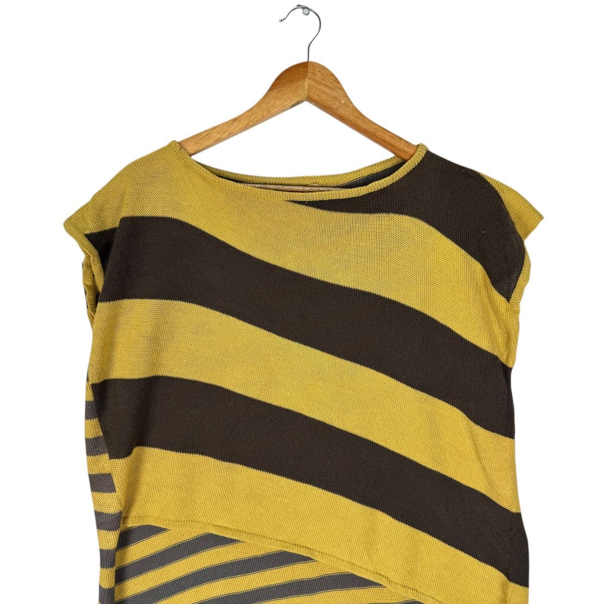 Issey Miyake 🔥70s ISSEY MIYAKE KNITWEAR STRIPED SLEEVELESS Size M / US 6-8 / IT 42-44 - 6 Thumbnail