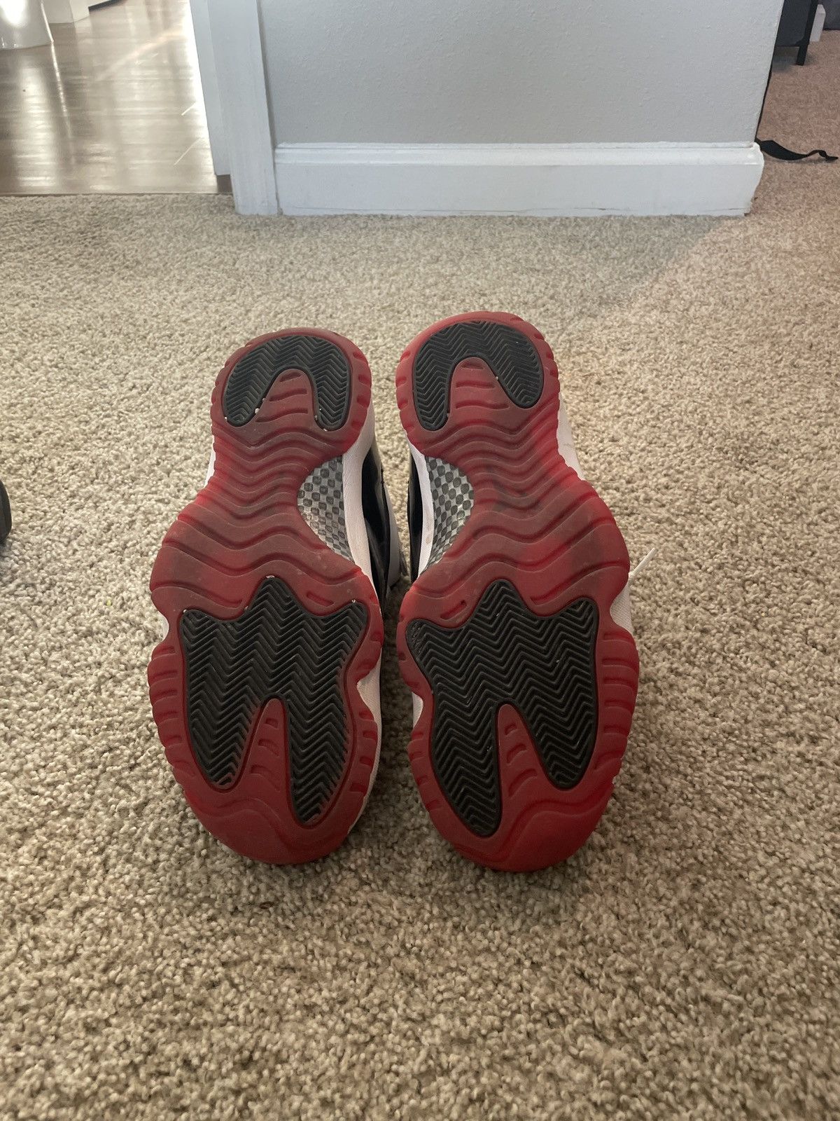 Jordan Brand Jordan 11 Low Bred Size US 11 / EU 44 - 6 Thumbnail