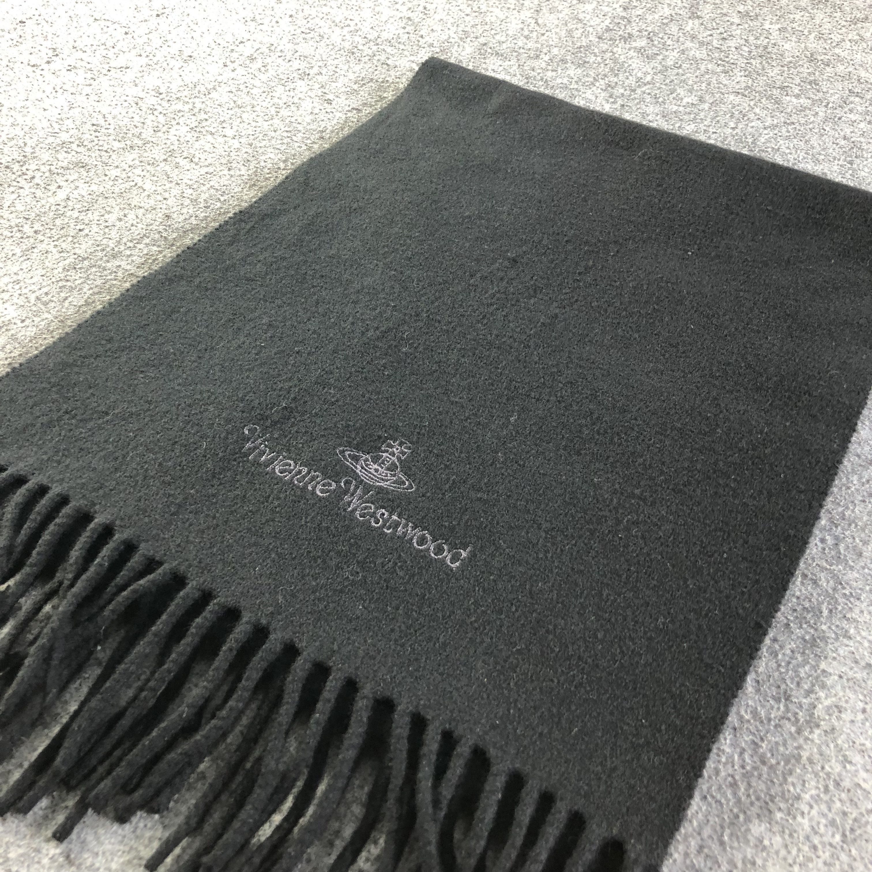 Vivienne Westwood Vivienne Westwood Plain Wool Scarf Muffler V1842 Size ONE SIZE - 3 Thumbnail