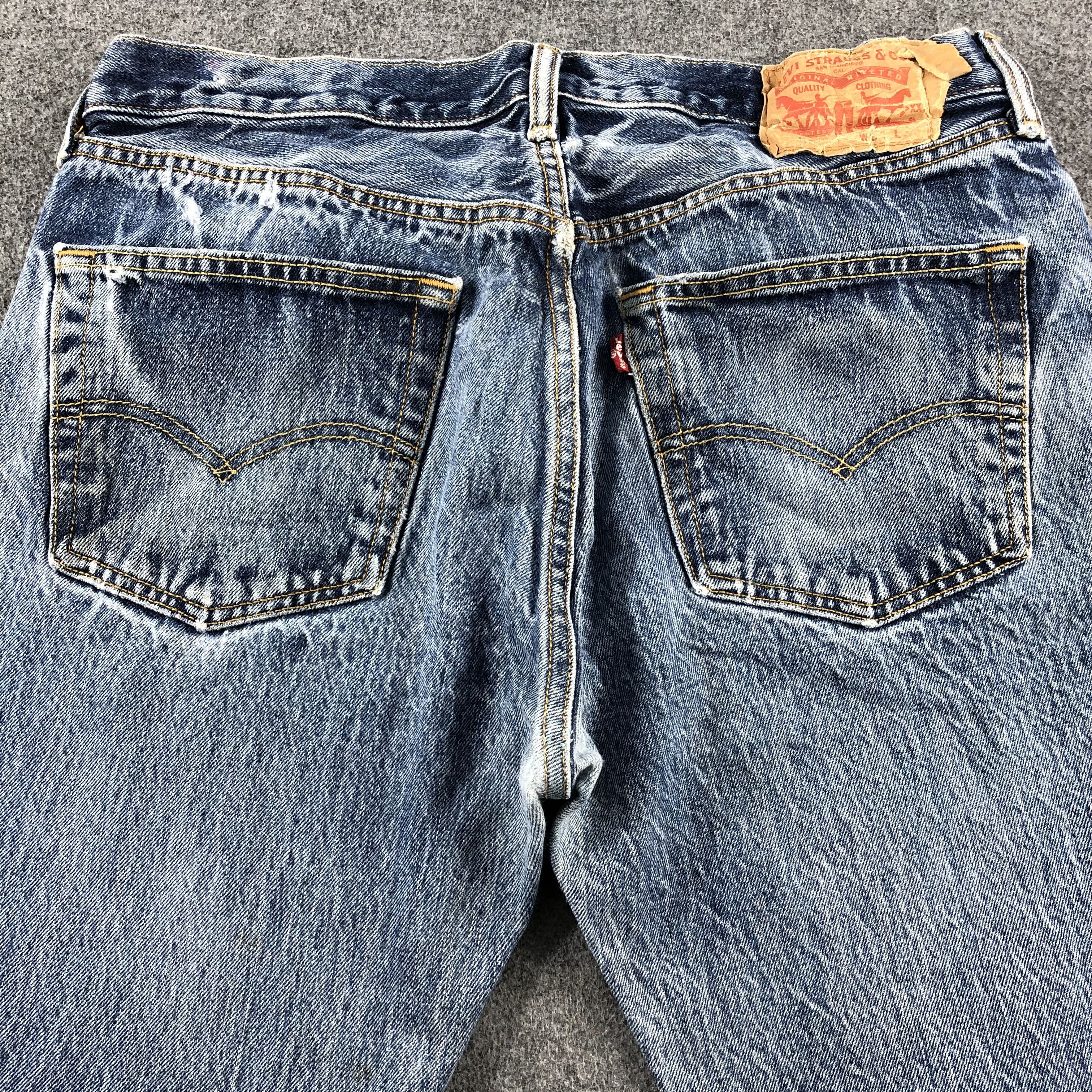 Levi's Vintage Blue Wash Levis 501 Jeans-J2399 Size US 34 / EU 50 - 4 Thumbnail