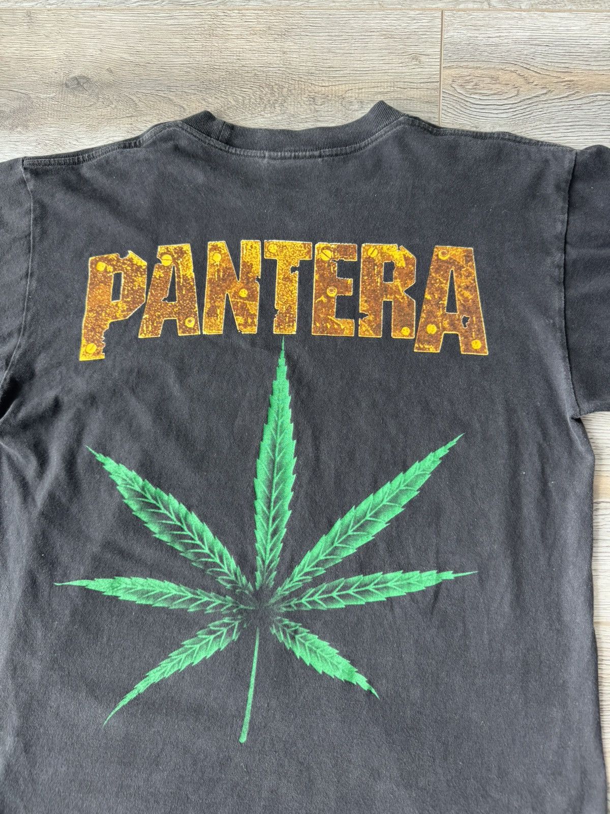 Band Tees Vintage Pantera Unscarred 90s Weed Leaf BOOTLEG Tee Size US L / EU 52-54 / 3 - 9 Thumbnail