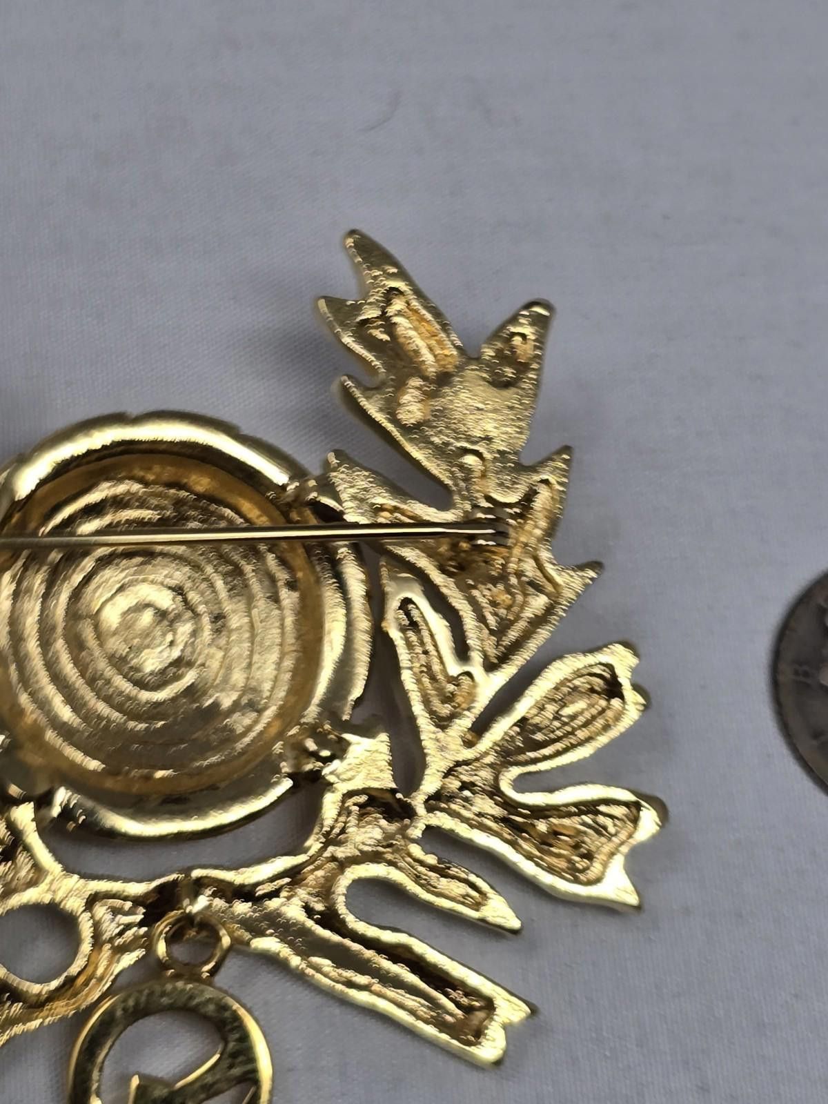 St. John Rare Perfect St.John Enamel & gold brooch W Dangling Emblem Size ONE SIZE - 6 Thumbnail