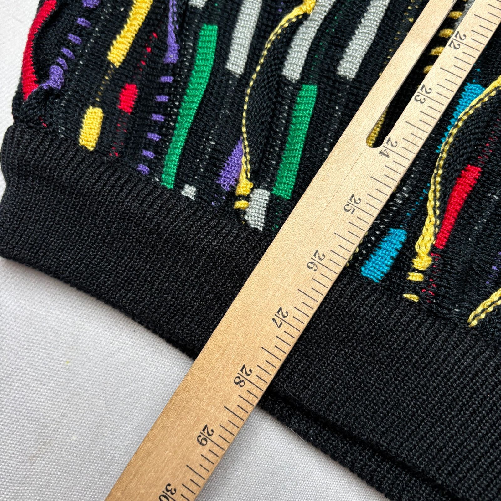 Coogi × Vintage Vintage Coogi Rainbow 3D Knit Sweater Men's Large Biggie 90s Size US L / EU 52-54 / 3 - 7 Thumbnail