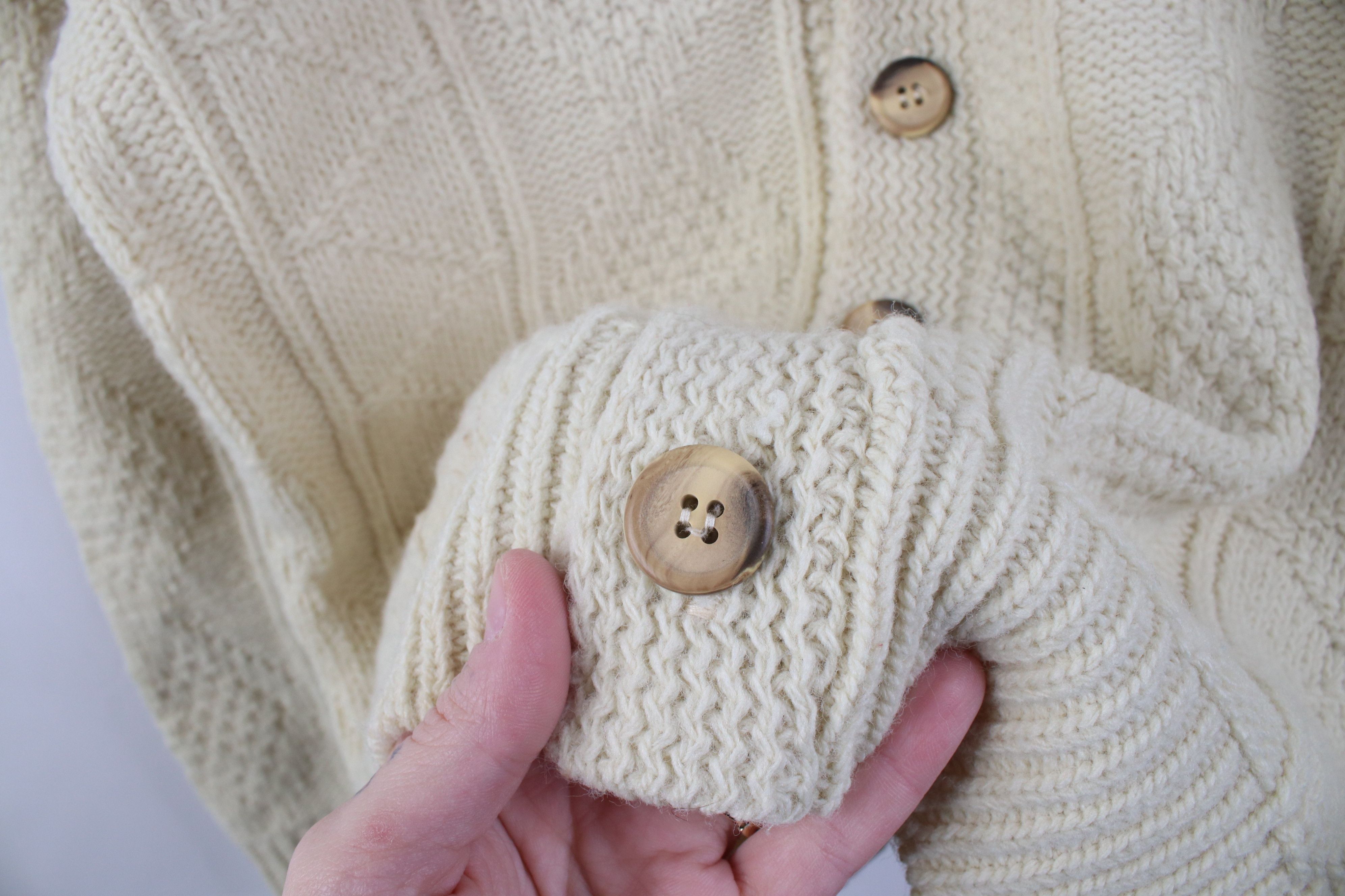 Vintage Vintage 70s Streetwear Geometric Cardigan Sweater Beige USA Size US S / EU 44-46 / 1 - 4 Thumbnail