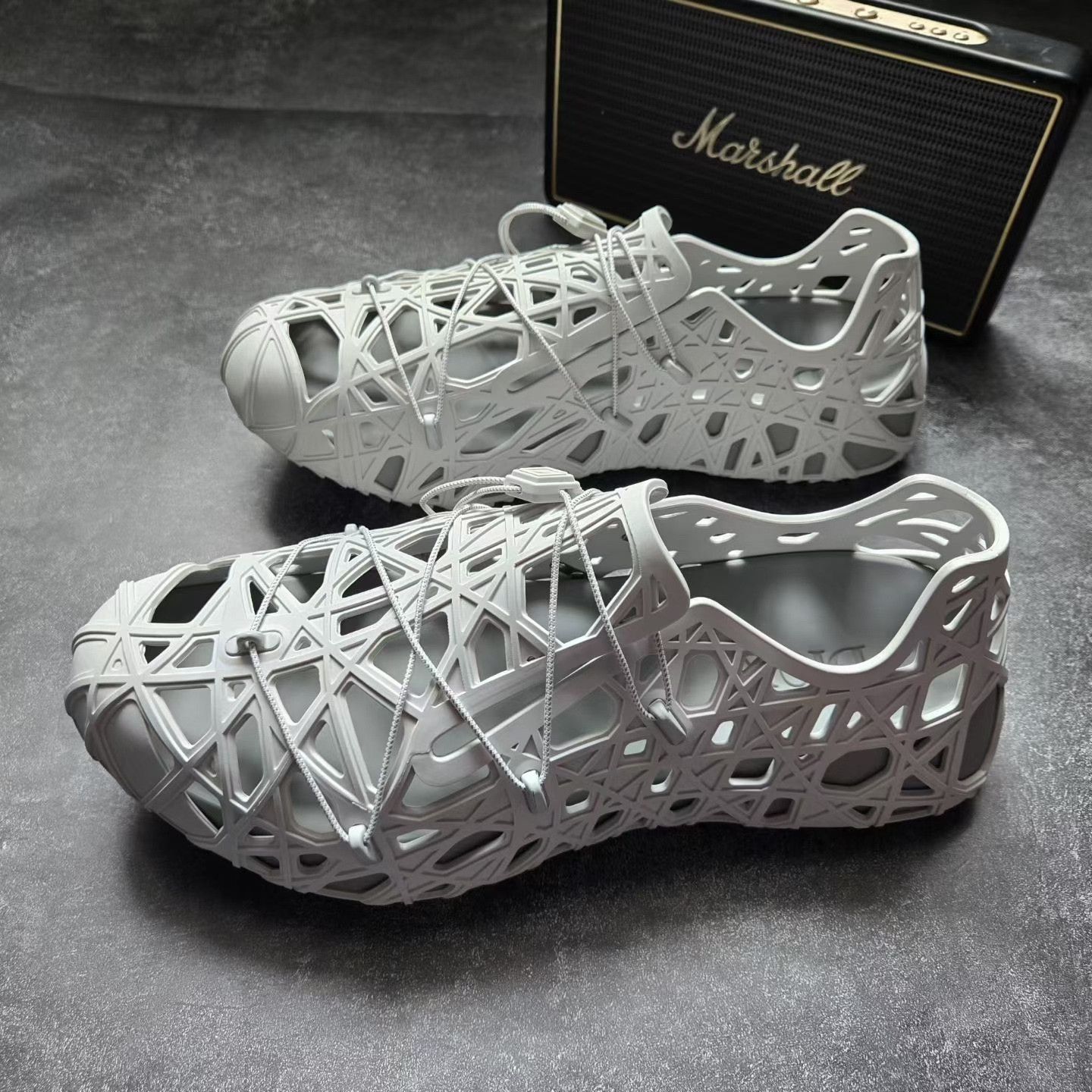 Balenciaga Balenciaga White Sandals 43 Men Size US 10 / EU 43 - 1 Thumbnail