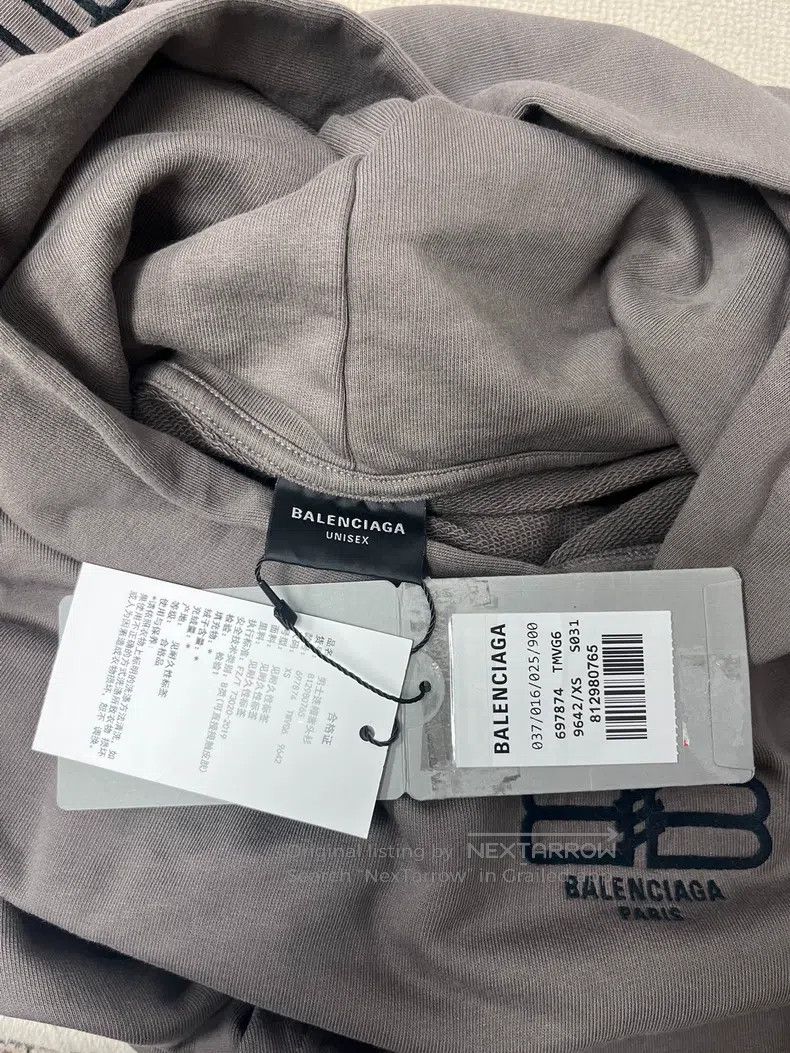 Balenciaga Balenciaga Letter Logo Hooded Sweatshirt for Women Size US XS / EU 42 / 0 - 6 Thumbnail
