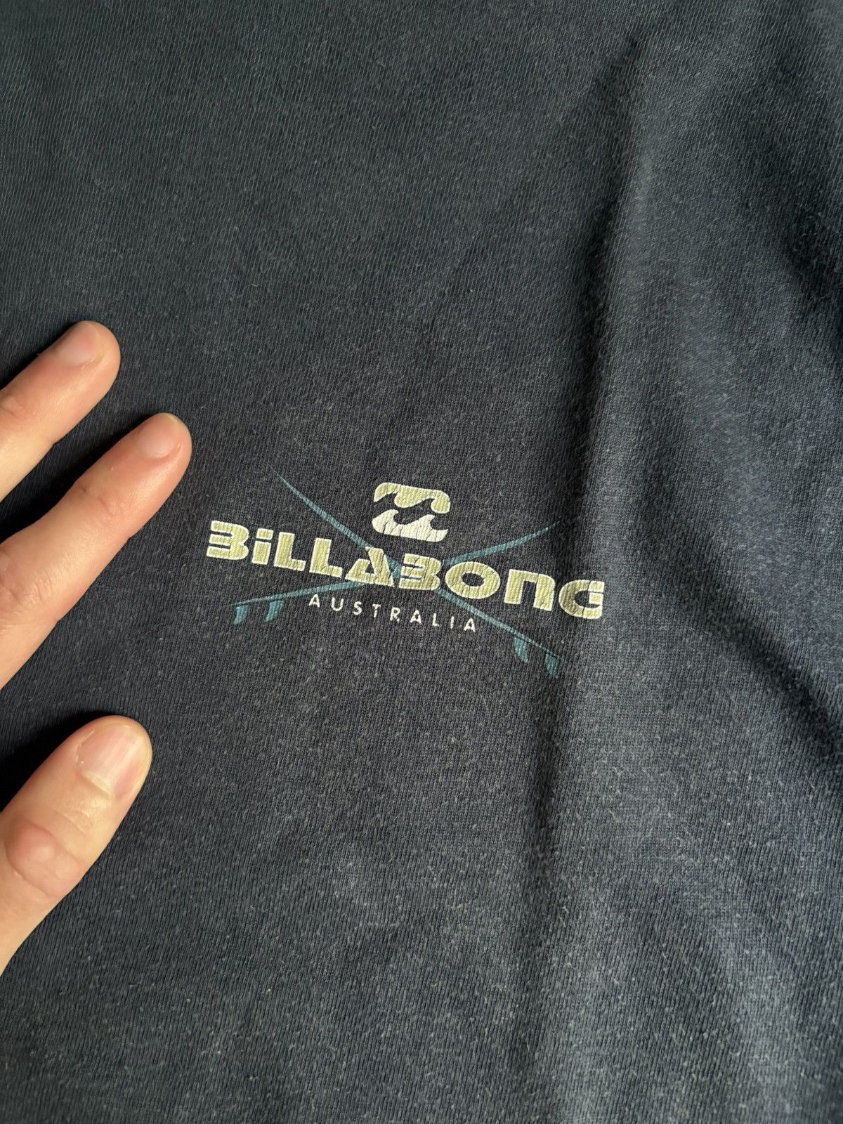 Billabong Rare 90s Billabong Distressed Faded Australian Surf T-Shirt Size US XL / EU 56 / 4 - 10 Thumbnail