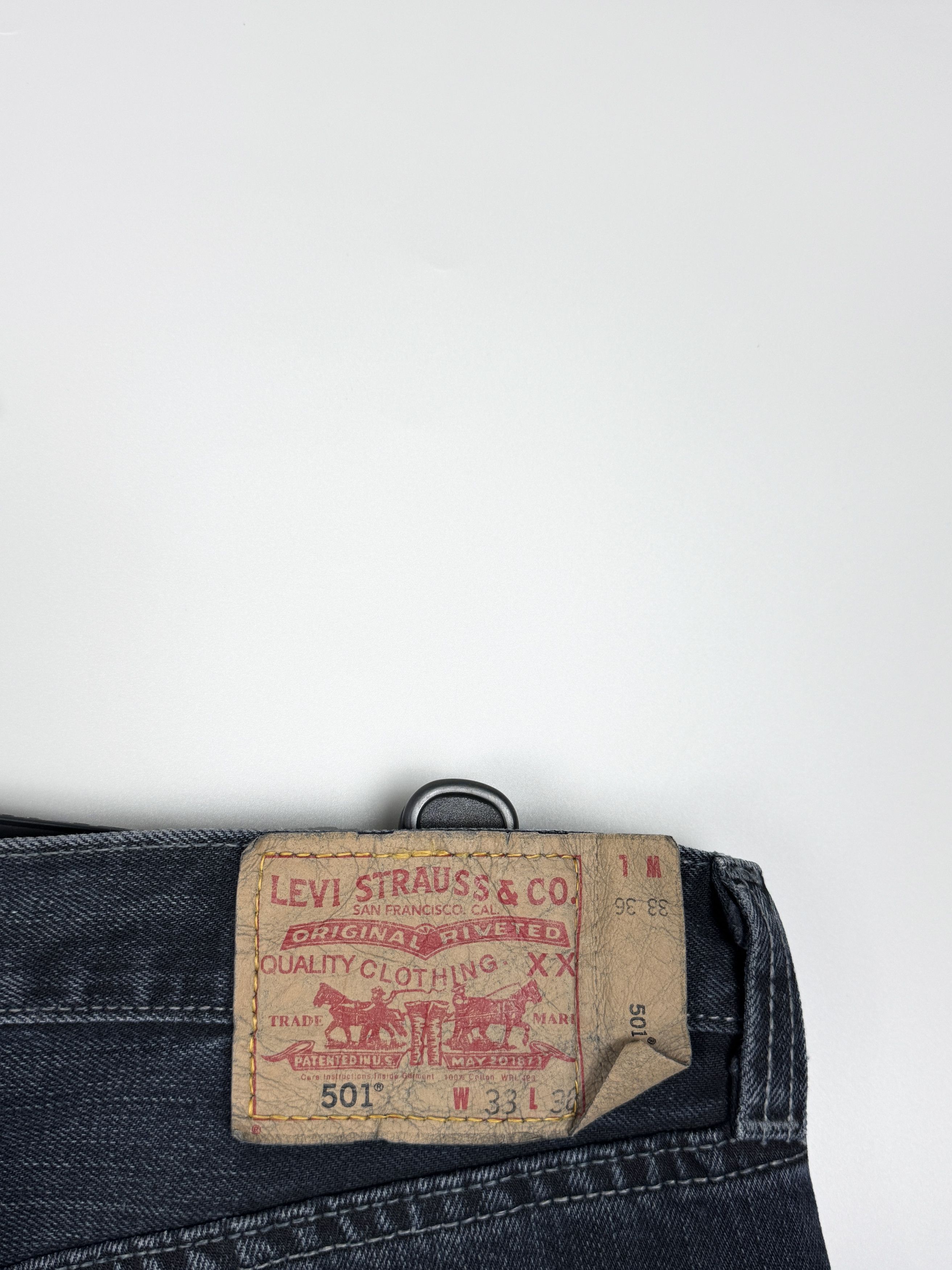 Levi's Levi's 501 Vintage Black Jeans W33 L34 Size US 33 - 6 Thumbnail