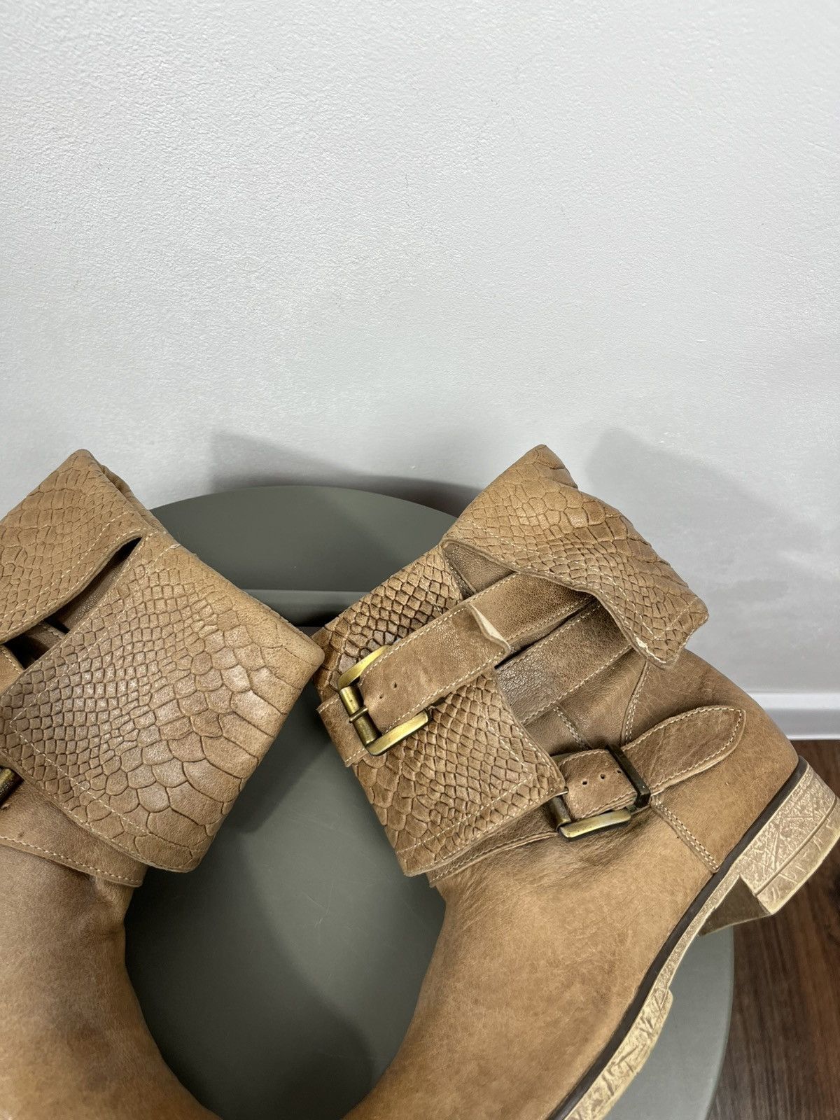 Other Avant Garde Leather Buckle Ankle Boots EU 38 Brown Textured Size US 7 / IT 37 - 3 Thumbnail