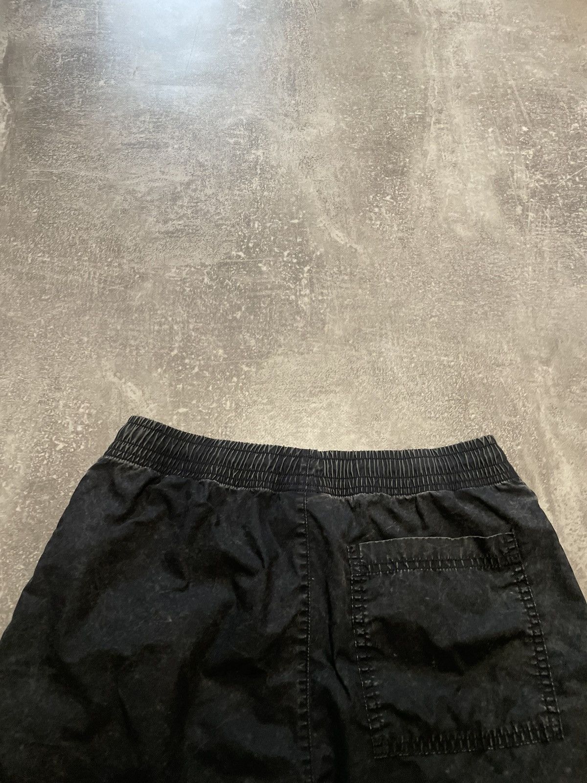 Nike × Vintage Vintage Nike Black Washed Shorts Y2K Size US 30 / EU 46 - 12 Thumbnail
