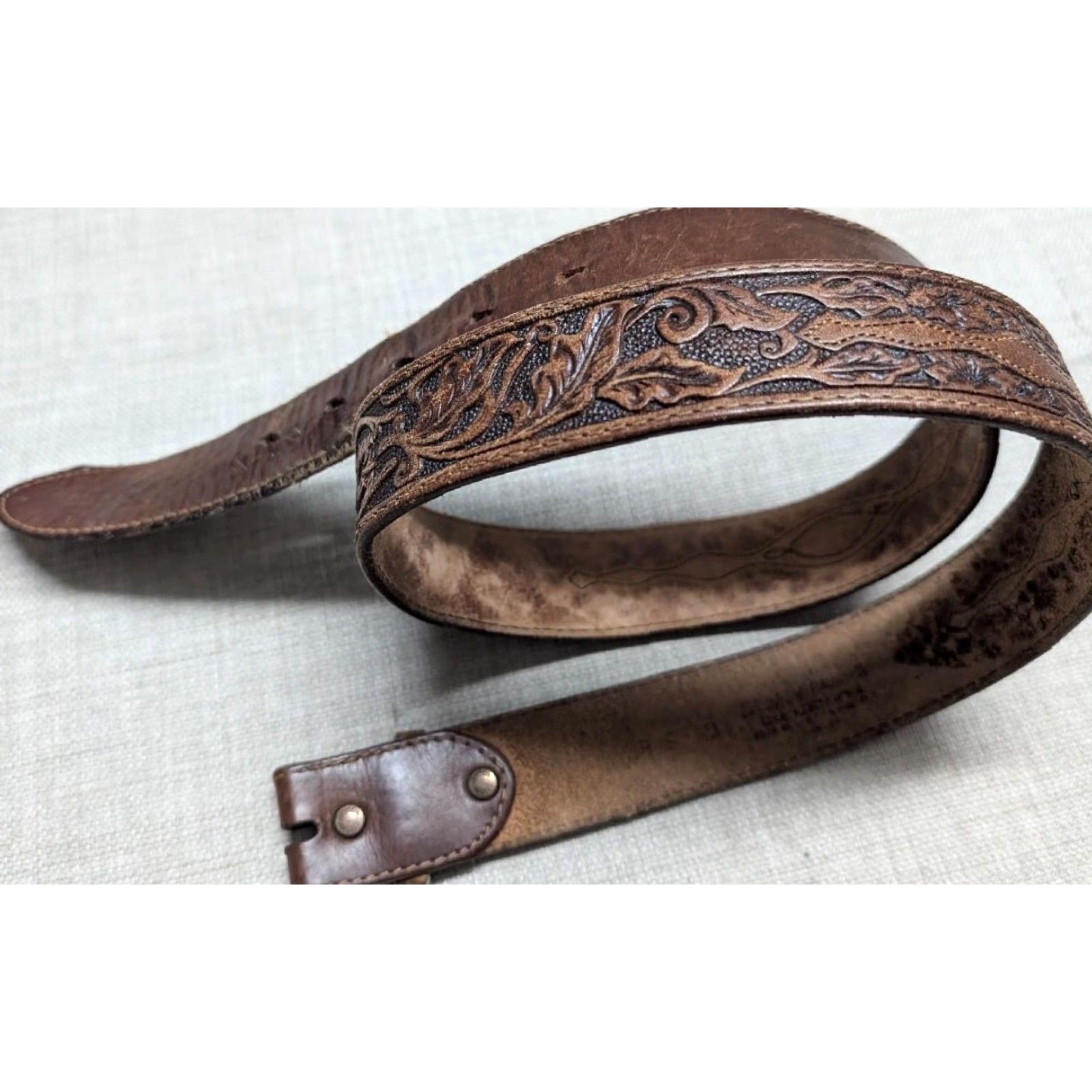 Vintage VINTAGE Silver Creek belt Tooled Western belt Men 36 brown leather cowhide full grain 1-1/2" width Belt Womens Mens Size 36 - 3 Thumbnail