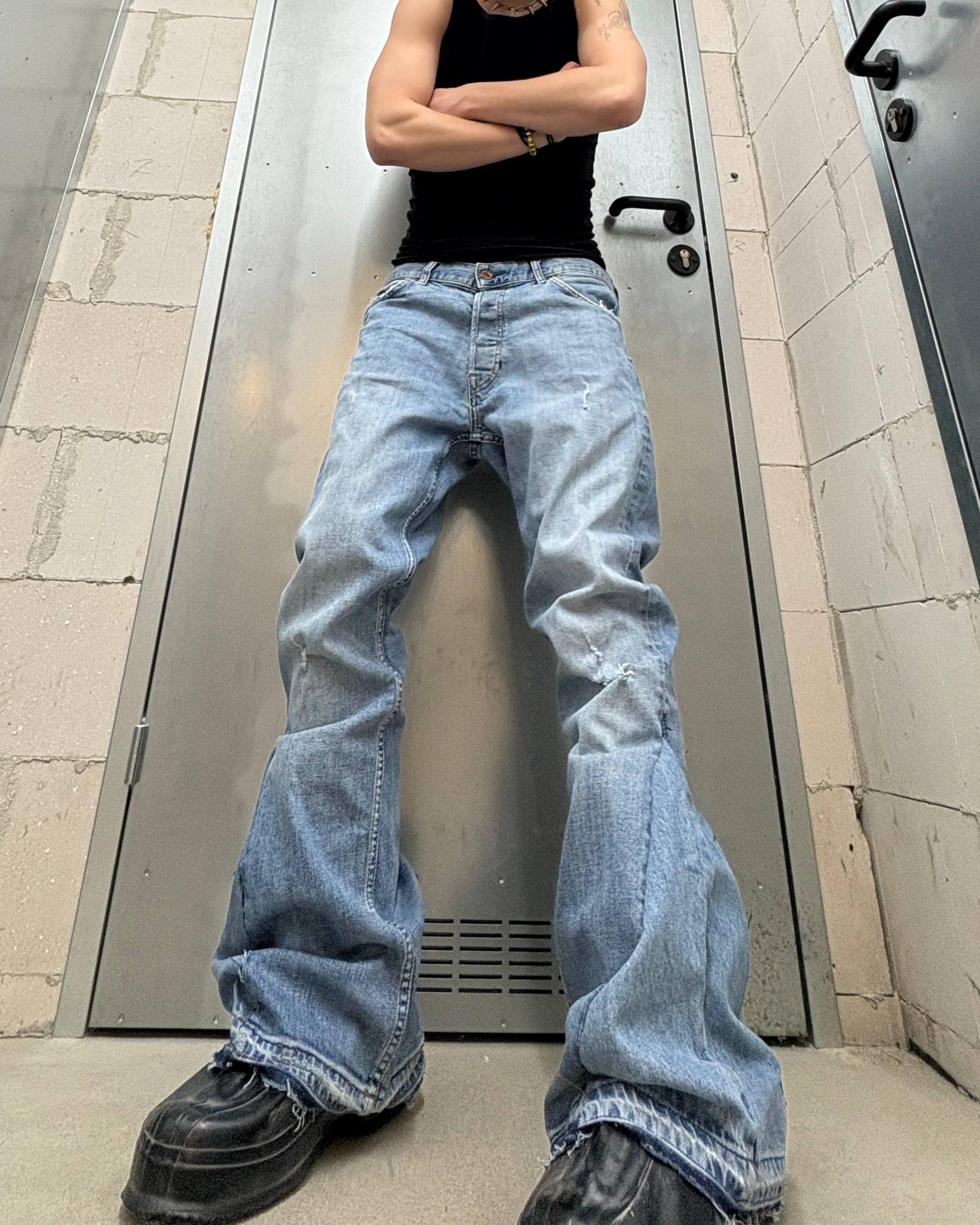 Japanese Brand rare flared blue handmade streetwear jeans Size US 31 - 1 Thumbnail