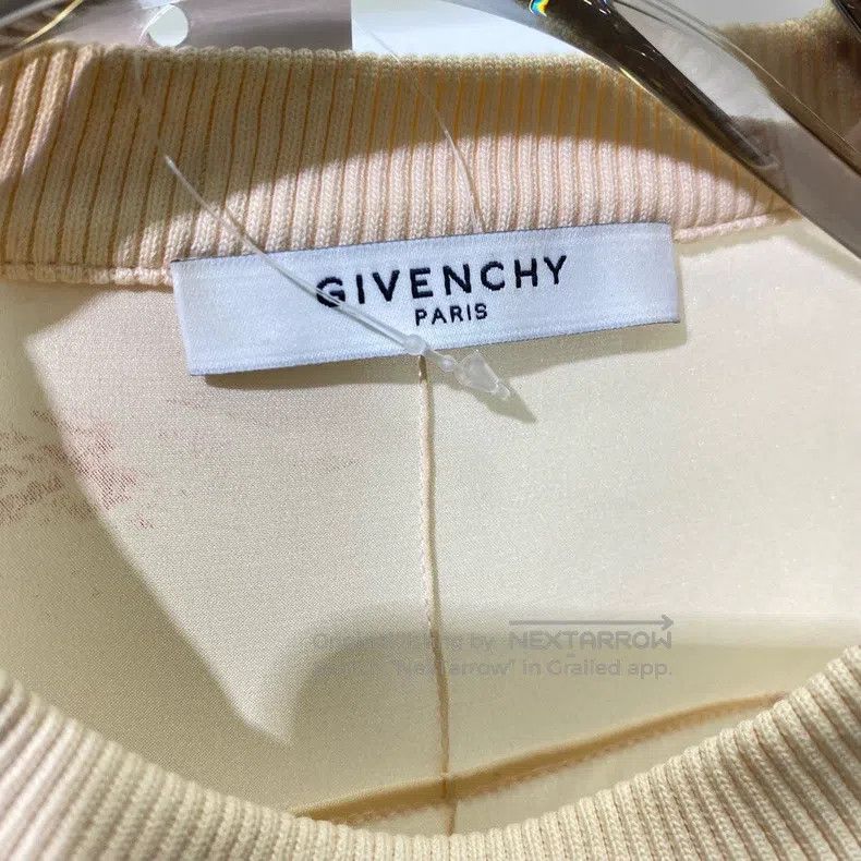Givenchy Givenchy Light Pink Deer Silk Long Sleeve Size US XS / EU 42 / 0 - 3 Thumbnail