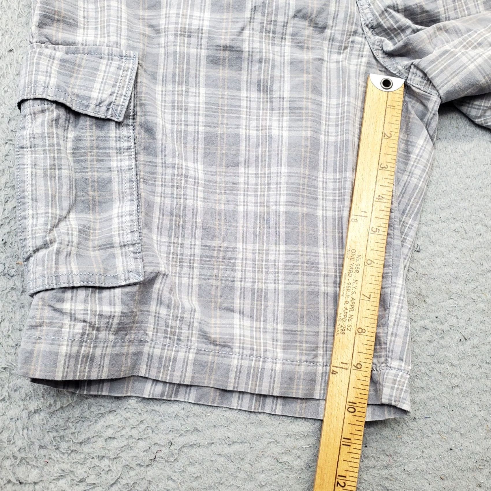 Dockers DOCKERS Cargo Shorts Mens Size 34 Multi Plaid Relaxed Cargo Beach 10" Inseam Size US 34 / EU 50 - 4 Thumbnail