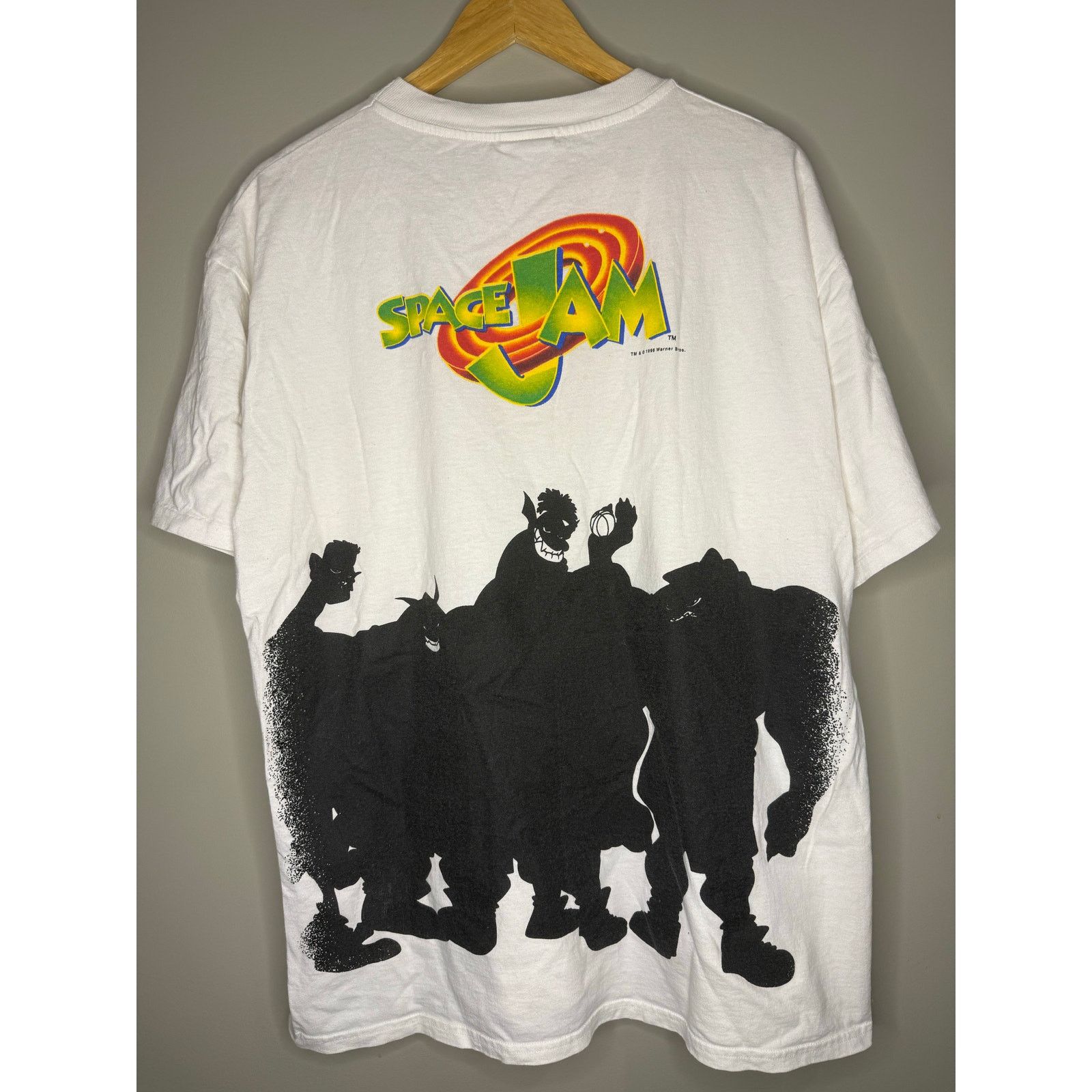 Jordan Brand × Vintage Vintage Space Jam Taz Monstars AOP Michael Jordan Freeze NYC Size US XL / EU 56 / 4 - 2 Thumbnail