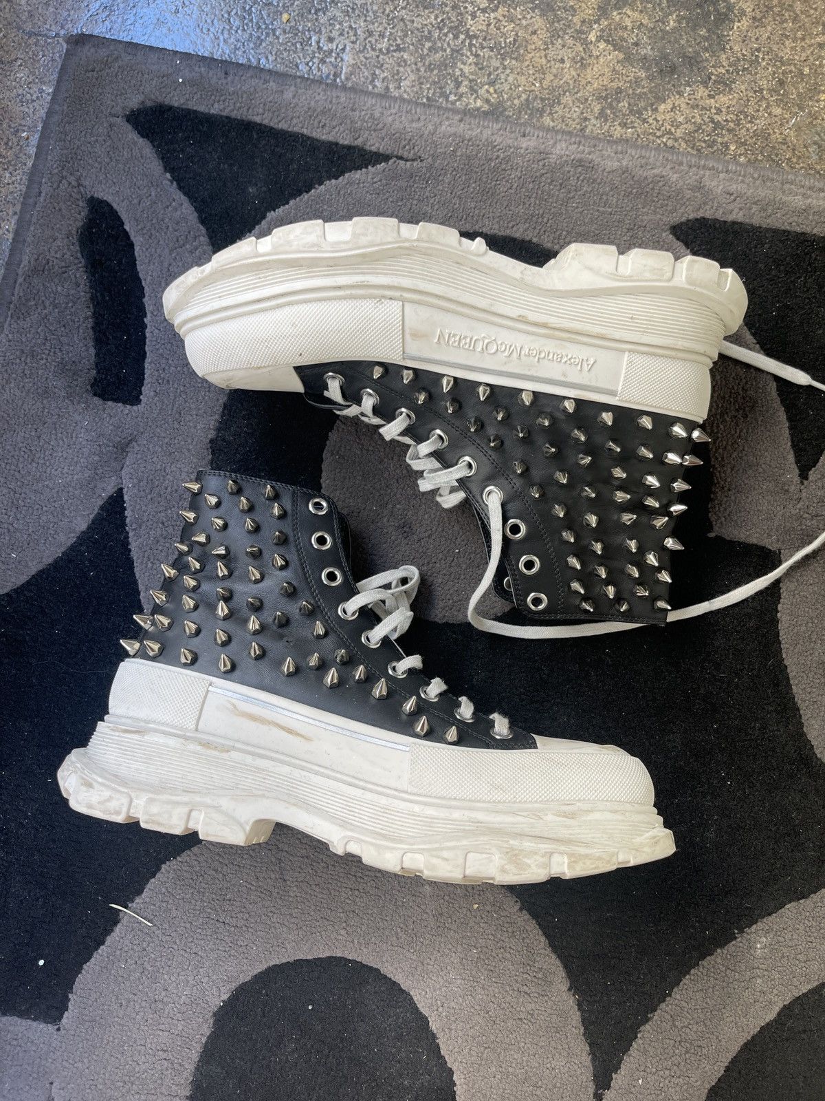 Alexander McQueen Spiked sneakers Size US 10 / EU 43 - 5 Thumbnail