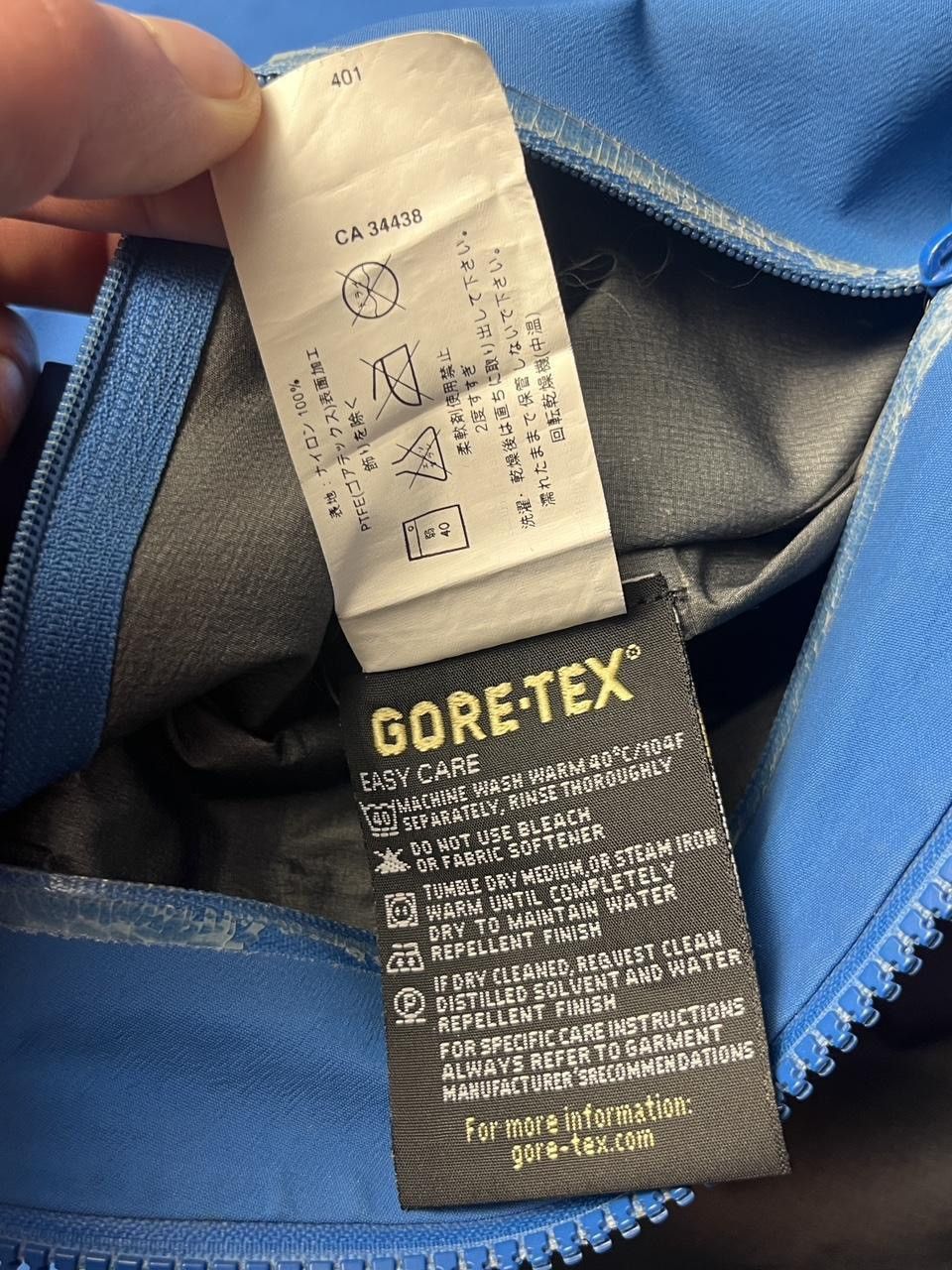 Arc'teryx 2000s arcteryx alpha sv gore tex pro jacket hiking outdoor Size US L / EU 52-54 / 3 - 10 Thumbnail