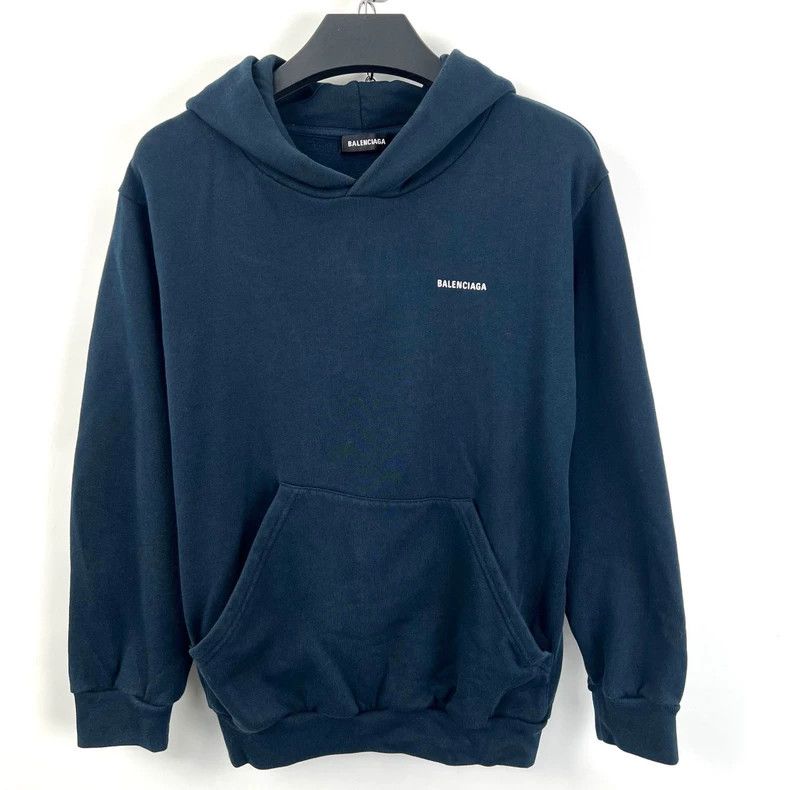 Balenciaga Balenciaga Small logo printed sweater on chest Size L / US 10 / IT 46 - 1 Thumbnail