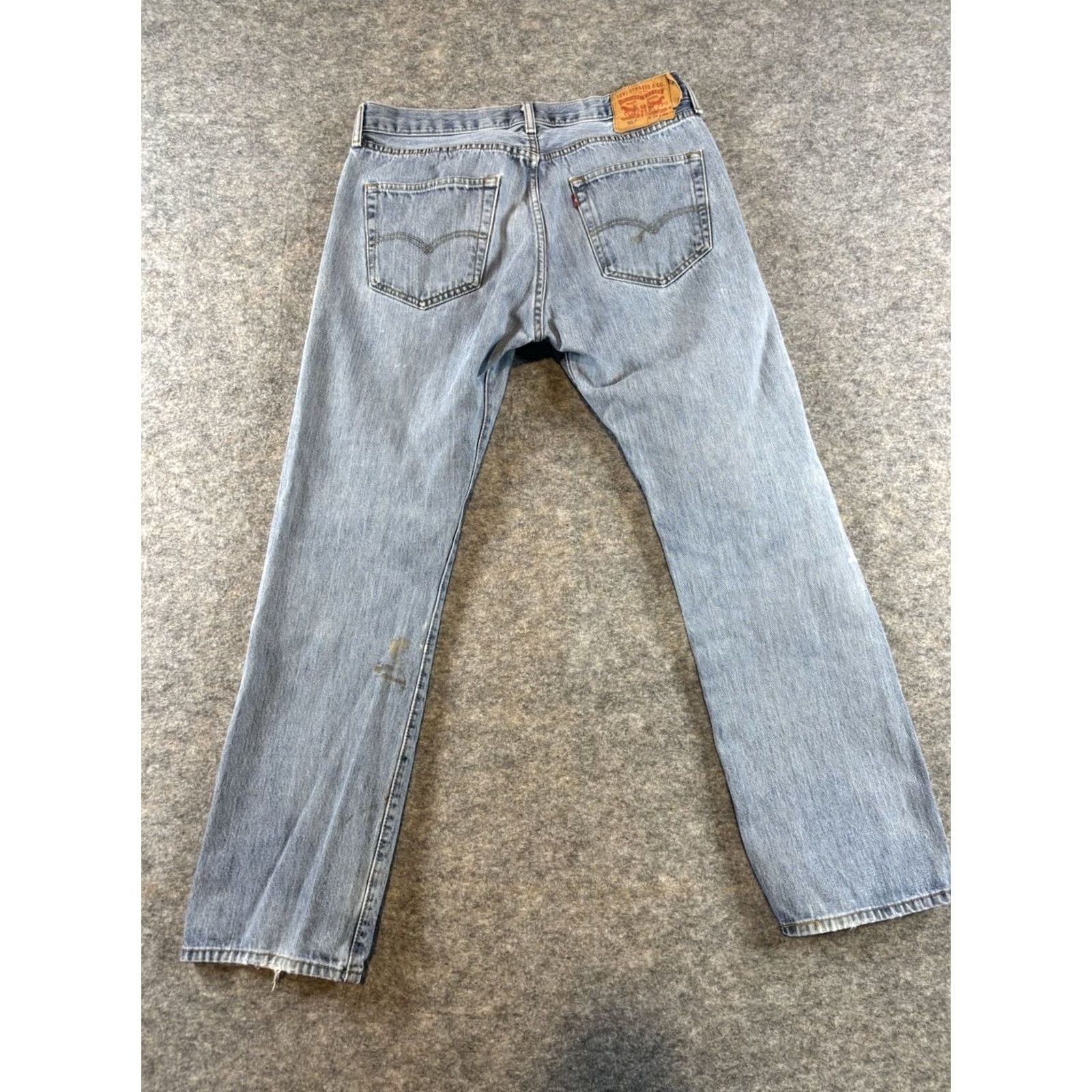Levi's VINTAGE Levi's 501 Jeans Mens Blue Distressed Straight Leg 36x32 Denim Cotton Regular 5-Pocket USA Logo Button Mesurements: Inseam 32" Size US 36 / EU 52 - 5 Thumbnail