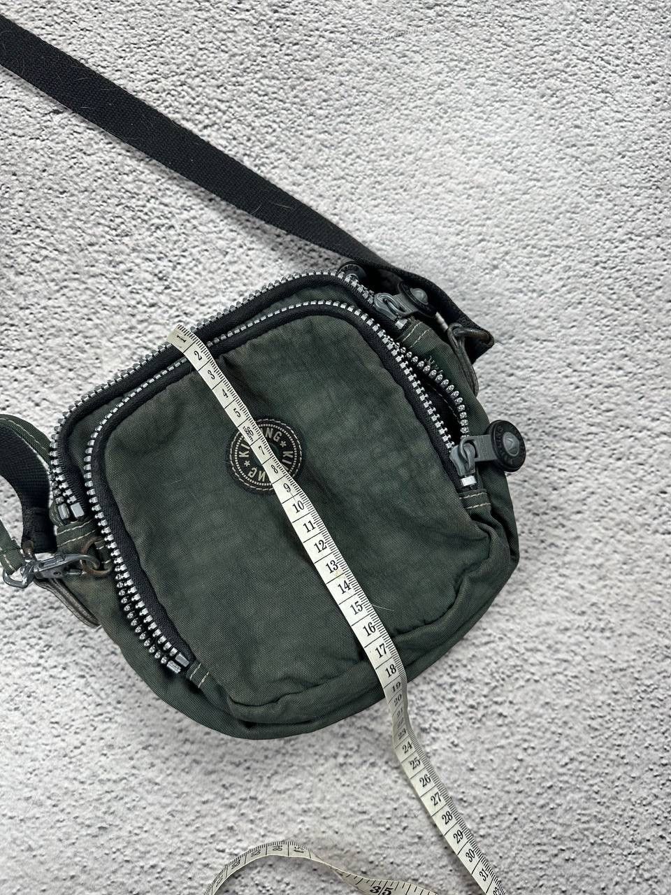 Japanese Brand Vintage Japan Messenger Sling Bag Distressed Y2K Faded Size ONE SIZE - 19 Thumbnail