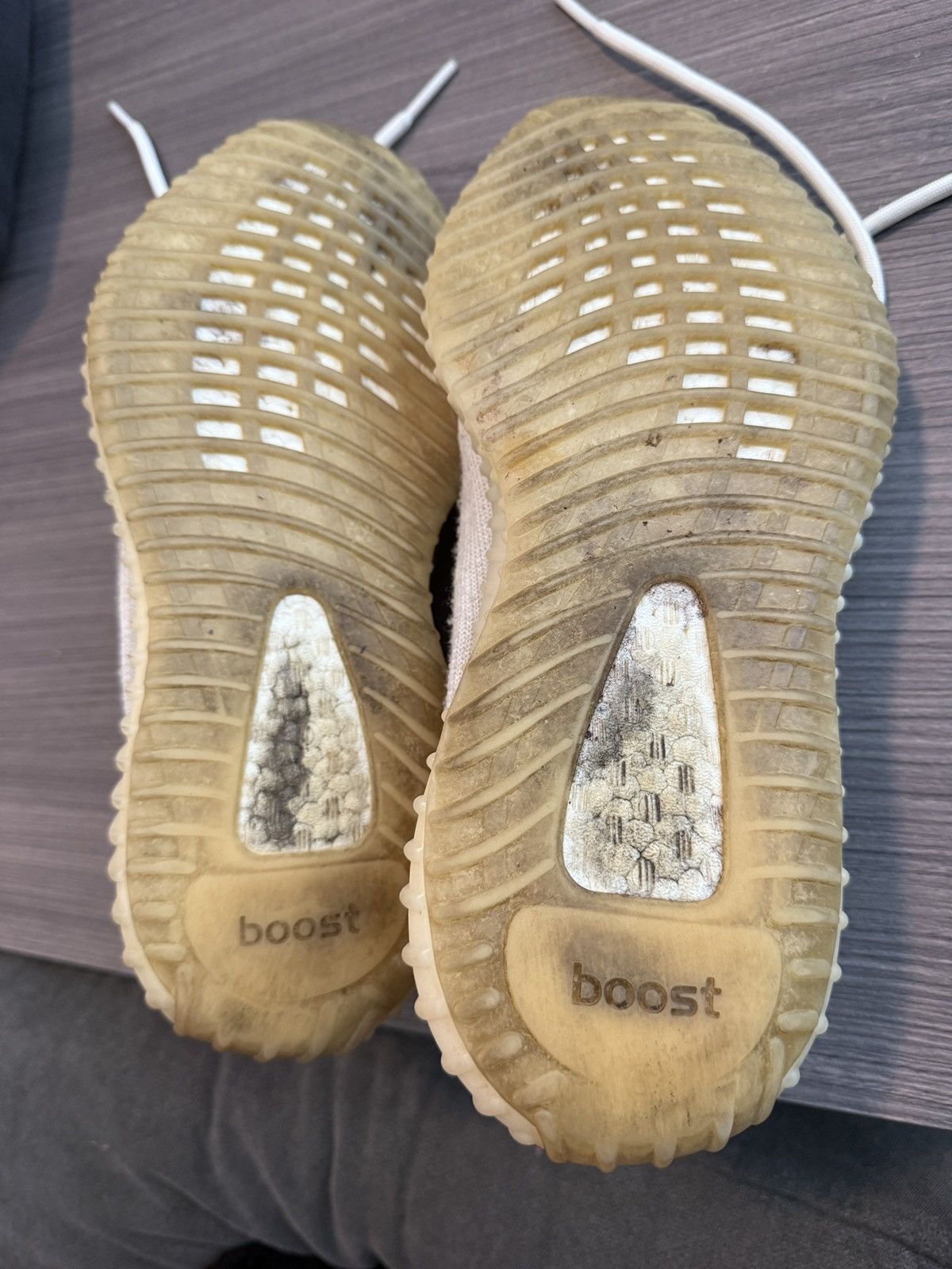 Yeezy adidas Yeezy Boost 350 V2 Size US 7 / EU 40 - 9 Thumbnail
