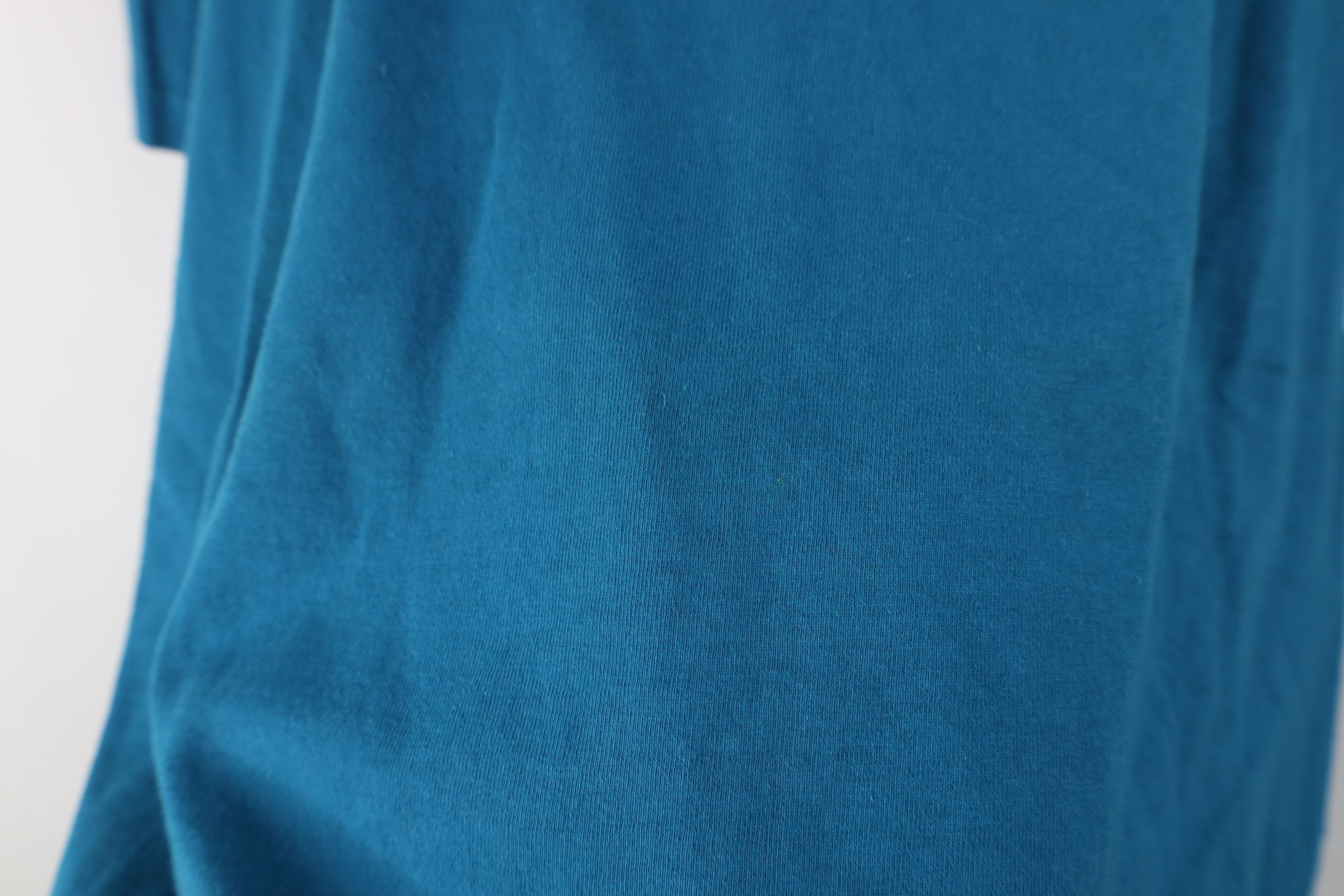 Vintage Vintage 90s Streetwear Heavyweight Cotton T-Shirt Blue USA Size US L / EU 52-54 / 3 - 9 Thumbnail