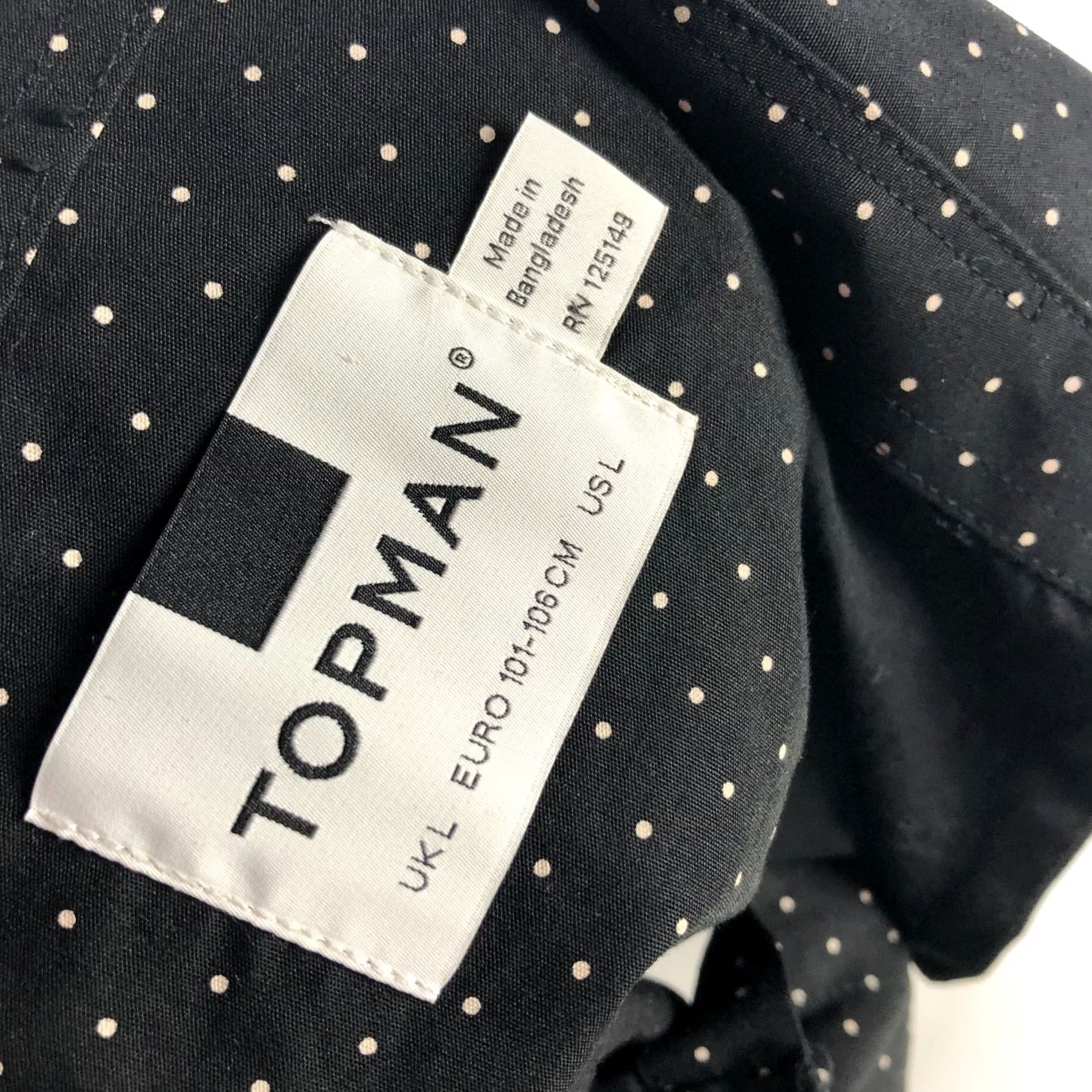 Topman Topman LG Button Short Sleeve Casual Collared Shirt Polka Dot Black White Shirt Men L Black White Polka Dot Button-Up Men Size US L / EU 52-54 / 3 - 6 Thumbnail