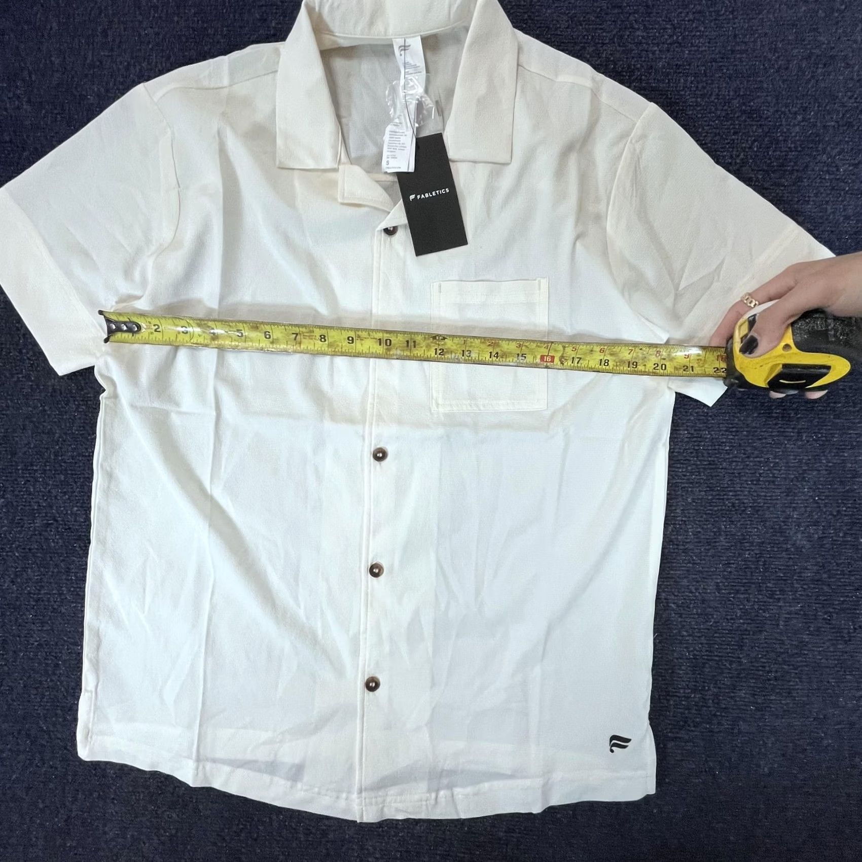 Fabletics Fabletics Shirt Mens Small White Short Sleeve Button Up Camp Casual Lightweight Shirt Size US S / EU 44-46 / 1 - 3 Thumbnail