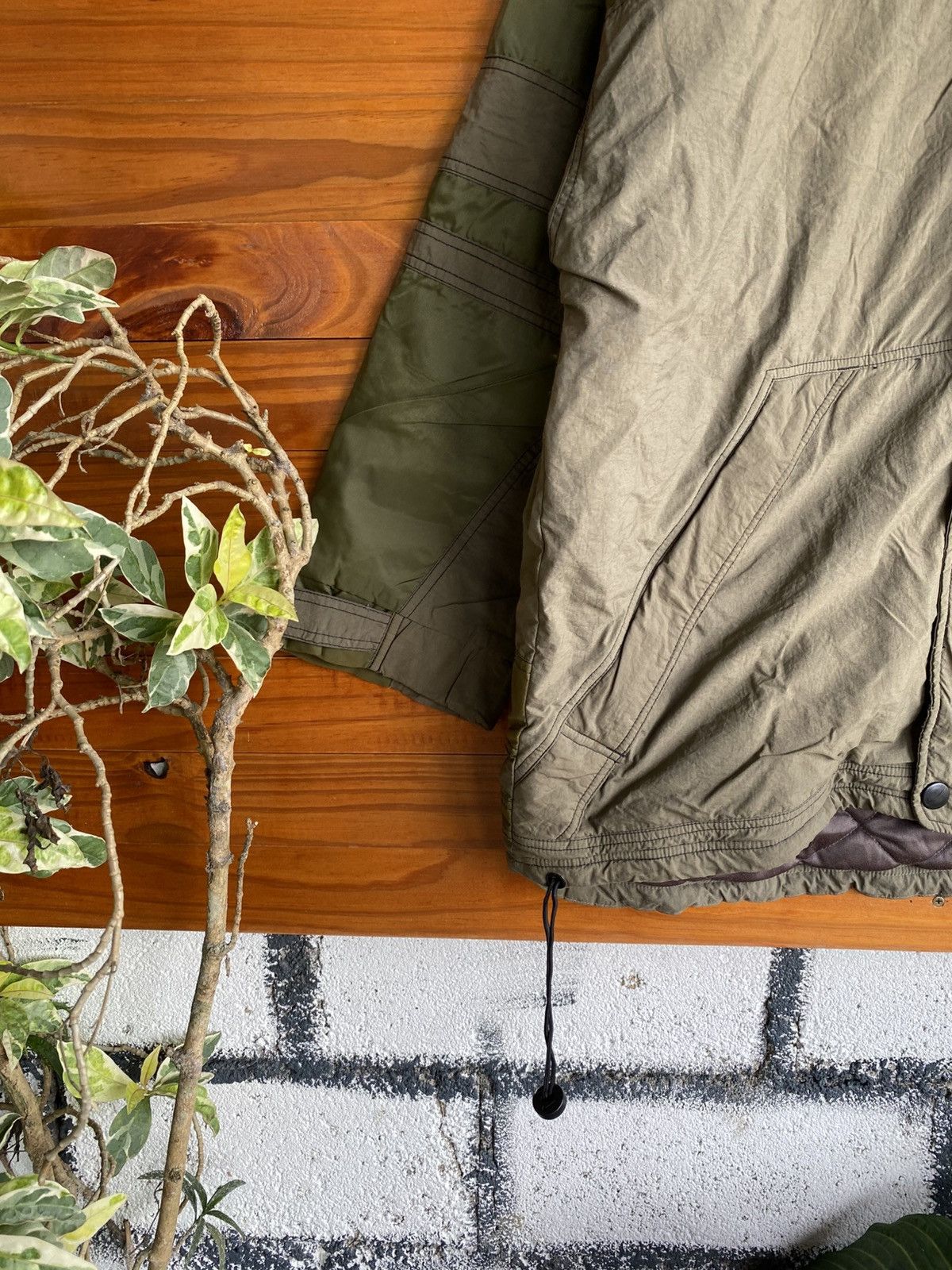Nike Vintage Nike Two-Tone Quilted Insulated Olive Green & Khaki Size US XL / EU 56 / 4 - 9 Thumbnail