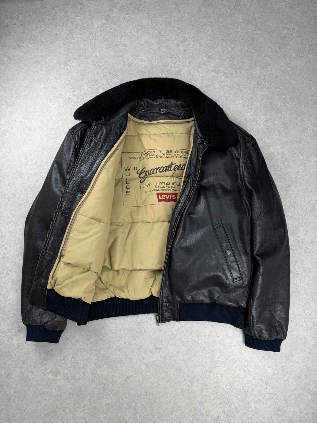 Levi's Vintage Clothing Vintage Levis Black Leather Aviator Bomber Jacket Size L Size US L / EU 52-54 / 3 - 10 Thumbnail