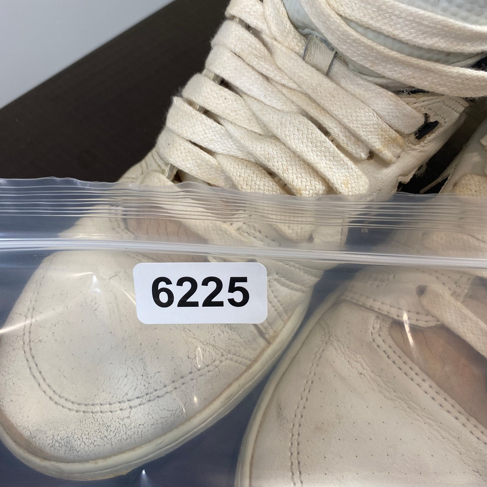 Converse off white korea best sale