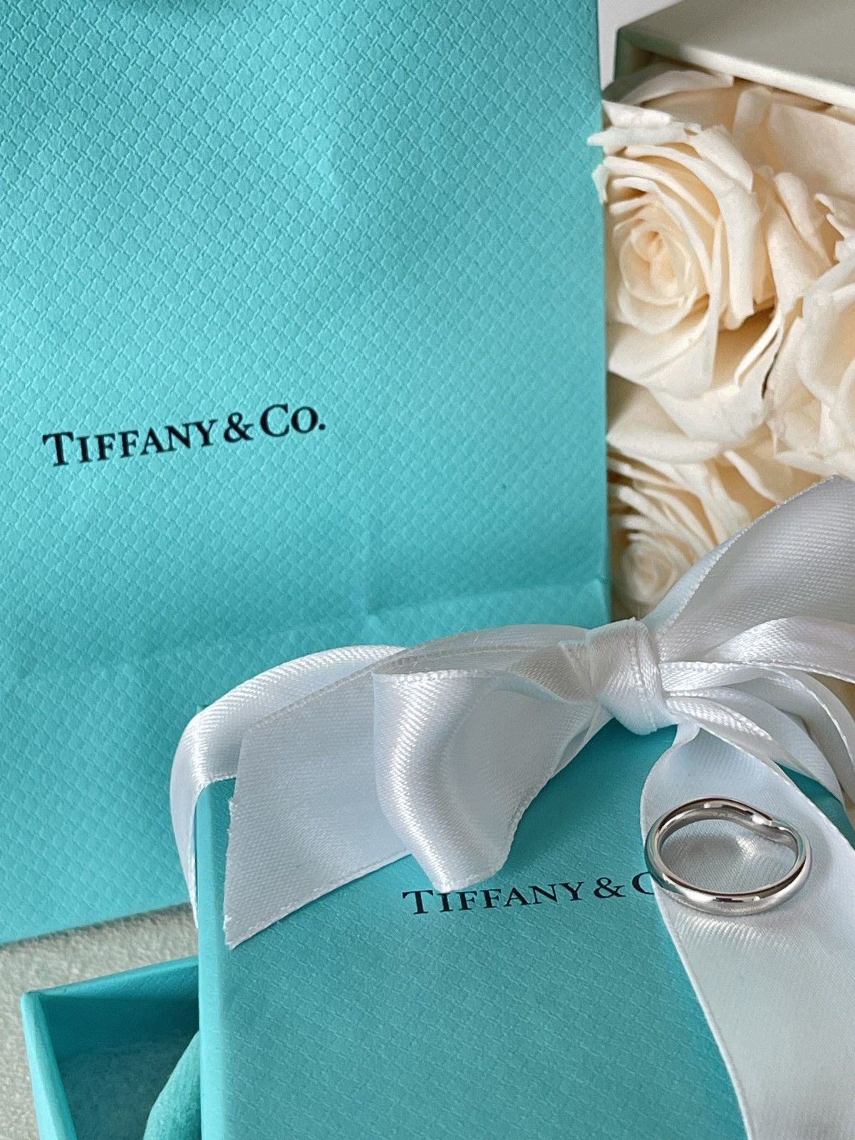 Tiffany & Co. Tiffany & Co. Elsa Peretti Ring in Platinum size 4 $2,800 Size ONE SIZE - 17 Thumbnail