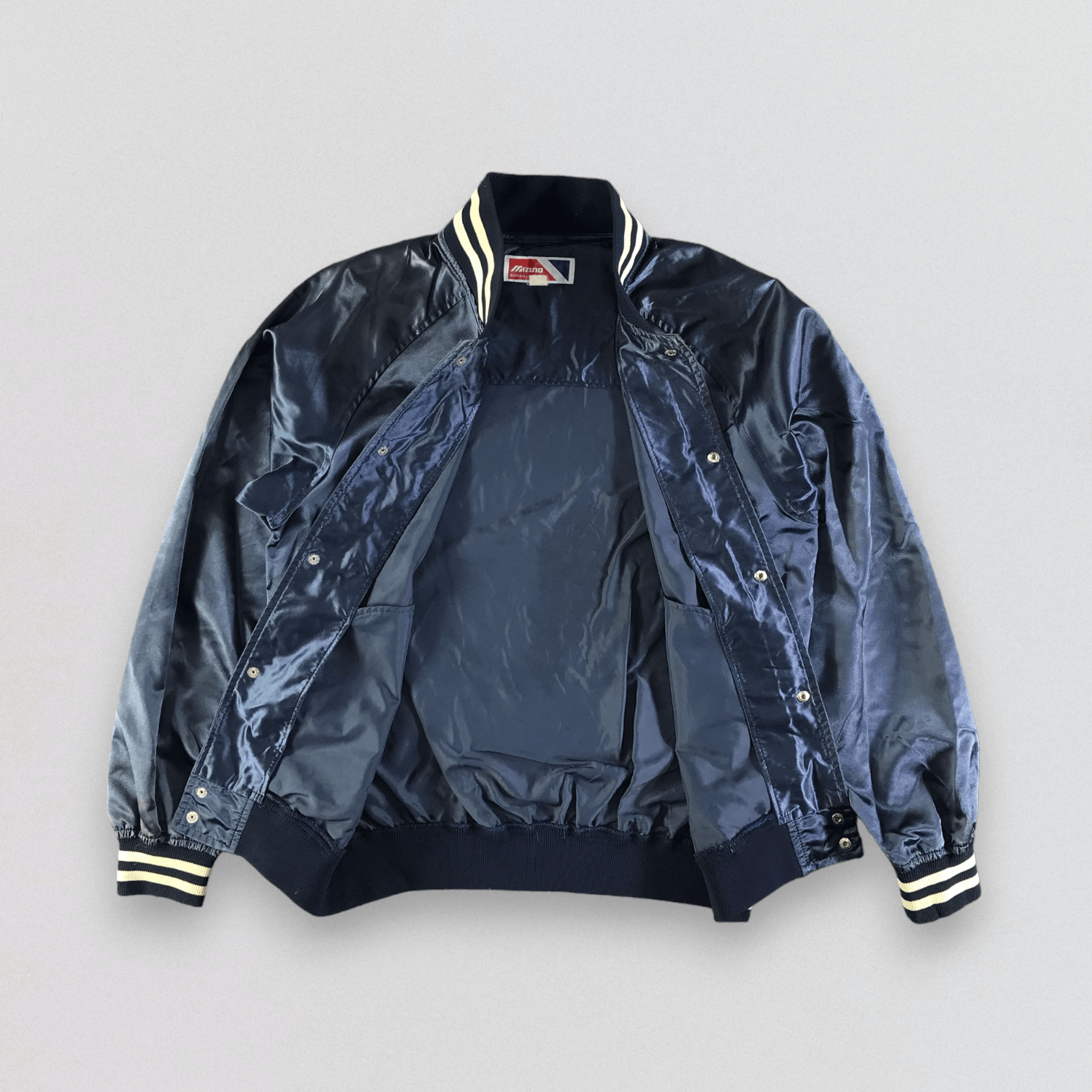 Mizuno Vintage Mizuno Satin Varsity Jacket Size US L / EU 52-54 / 3 - 2 Thumbnail