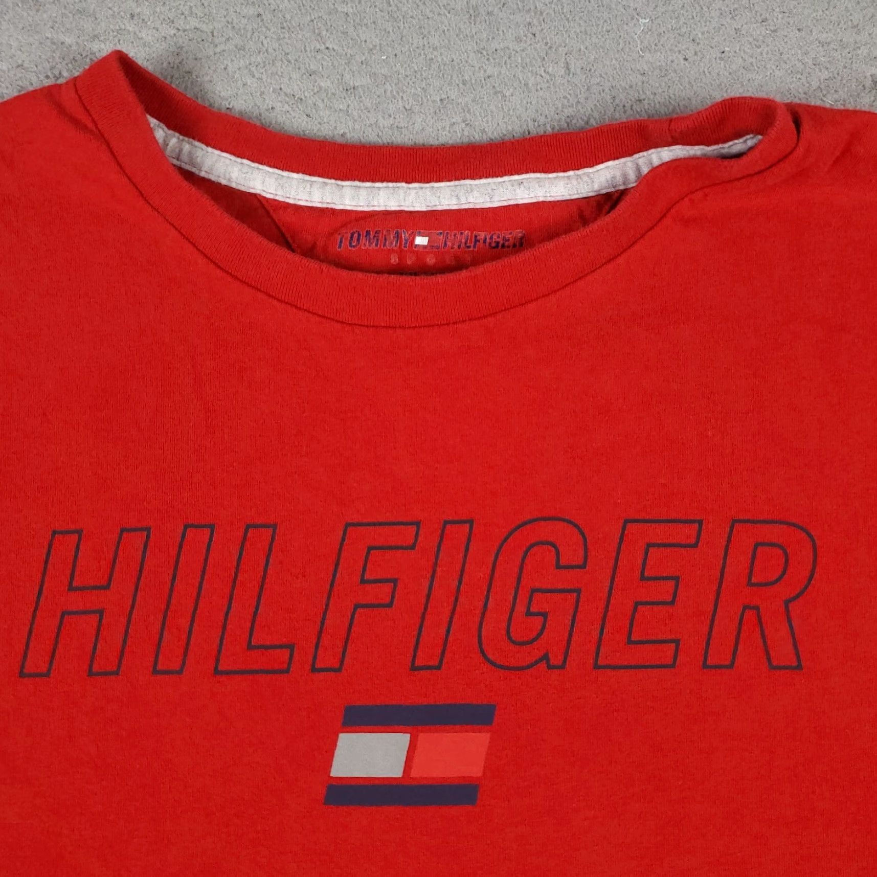 Tommy Hilfiger Tommy Hilfiger T Shirt Mens Size Large Red Casual Short Sleeve Adult Size US L / EU 52-54 / 3 - 3 Thumbnail