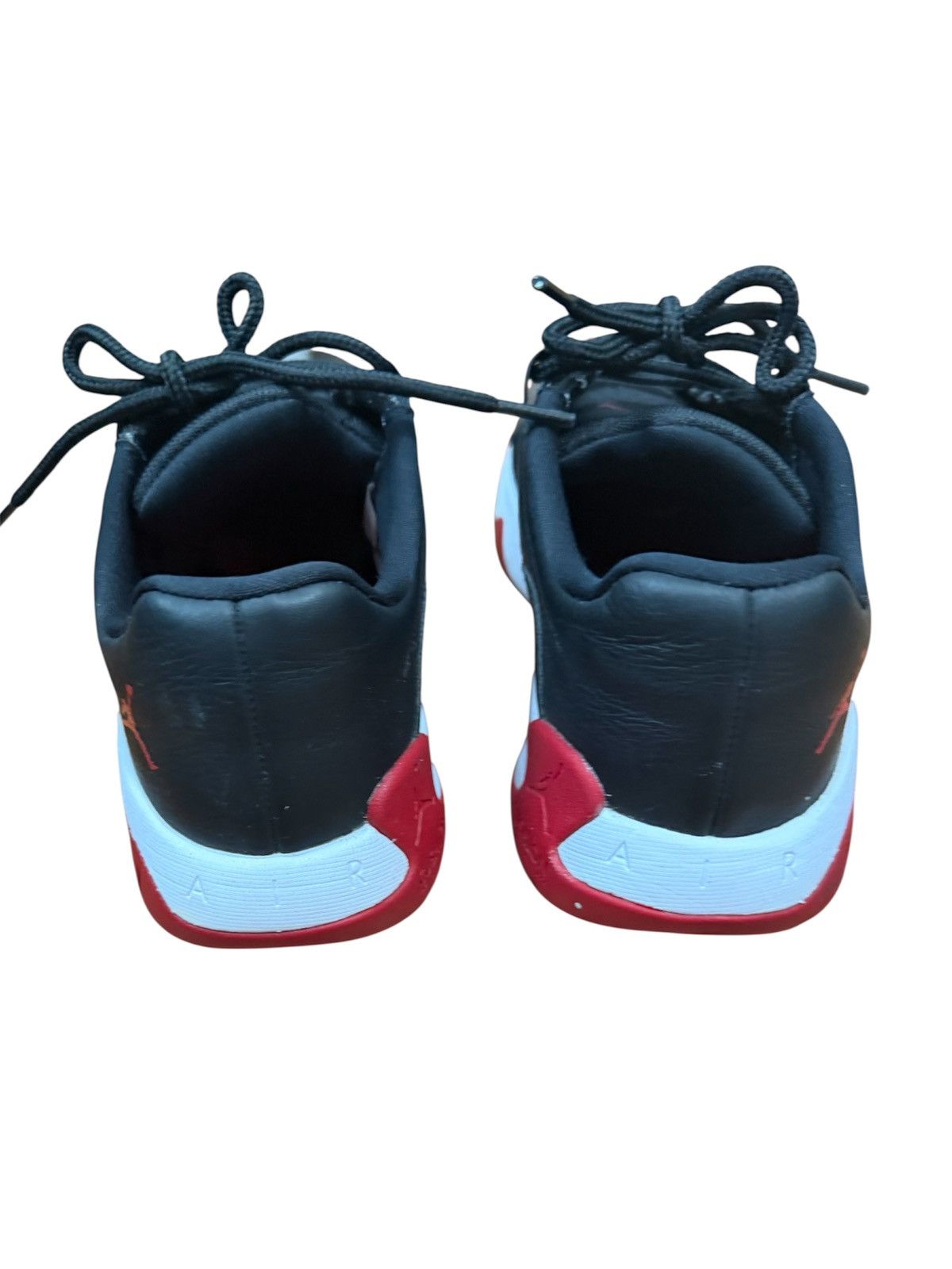 Jordan Brand Nike Air Jordan 11 CMFT Low "Bred" sneakers patent leather 9 Size US 9 / EU 42 - 4 Thumbnail