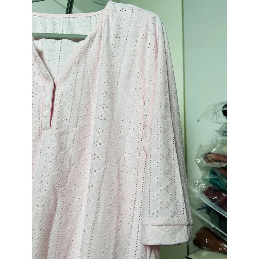 Other Womens Pink casual blouse Lace V-Neck Top 3/4 Sleeve 2XL Size XXL / US 16-18 / IT 52-54 - 4 Thumbnail