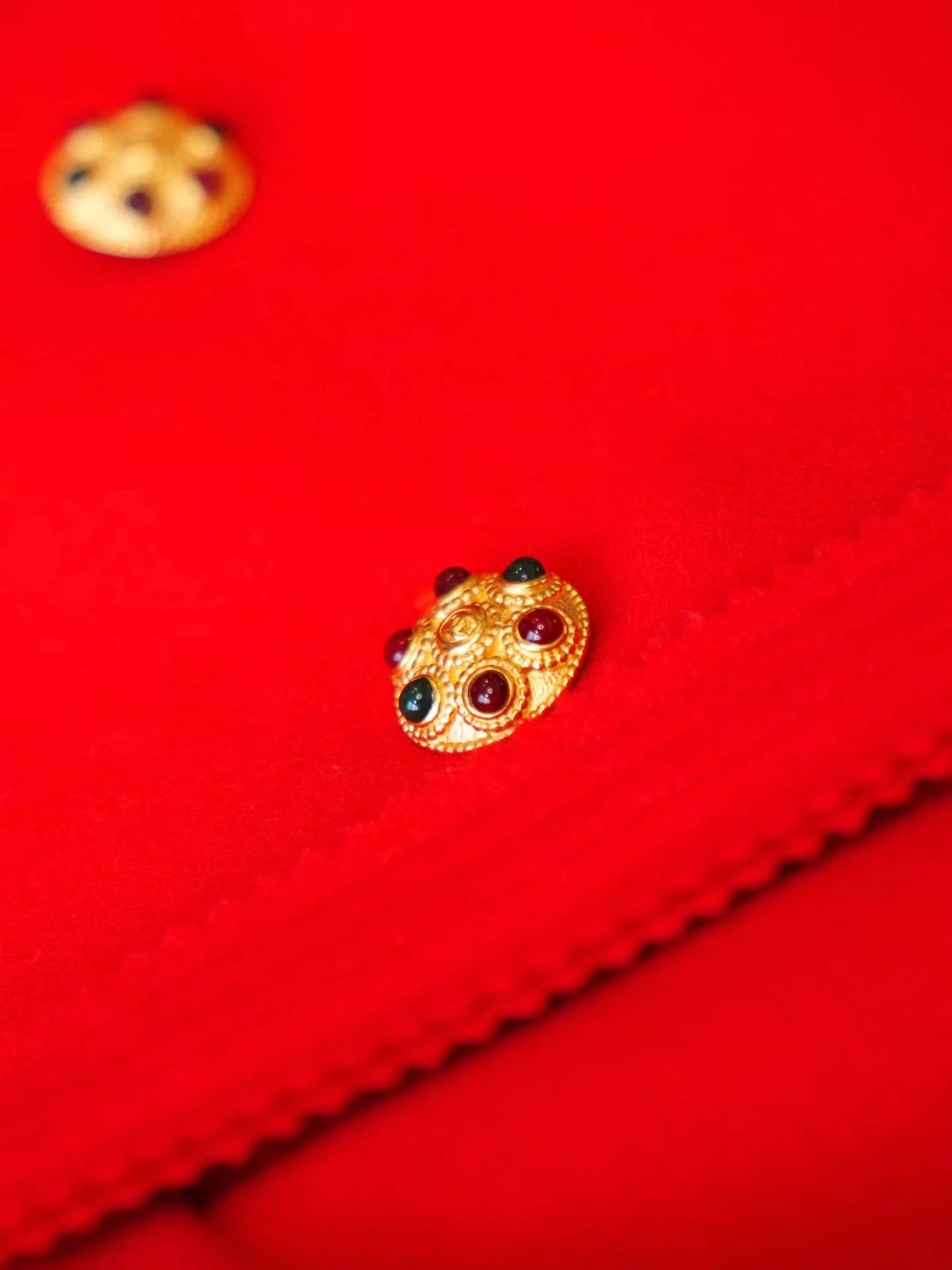 Chanel Chanel 1996 Vintage Red Double-Breasted Wool Coat Fr42 Size M / US 6-8 / IT 42-44 - 8 Thumbnail