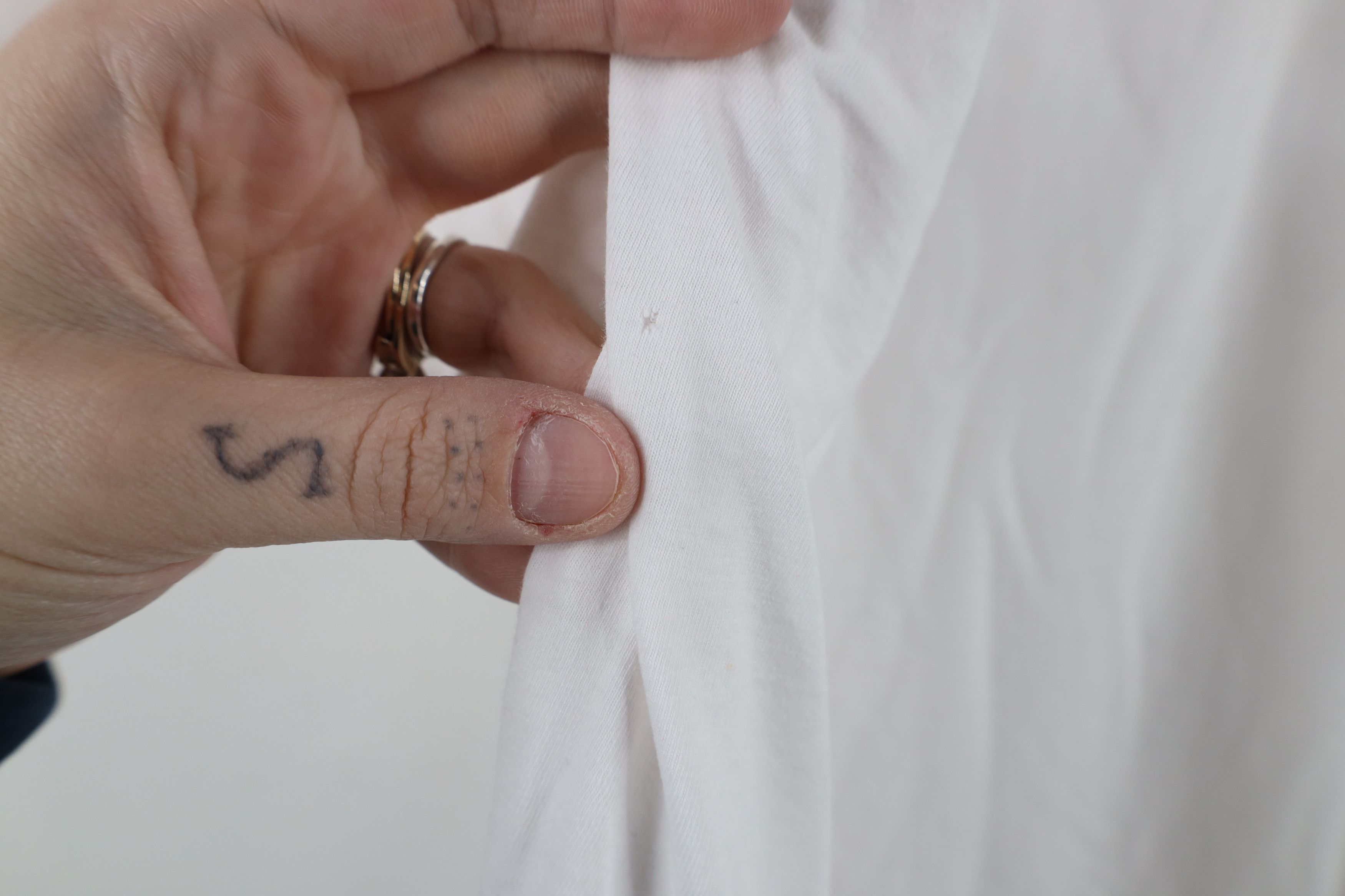 Vintage Vintage 90s Streetwear Short Sleeve T-Shirt White Cotton USA Size US XL / EU 56 / 4 - 4 Thumbnail