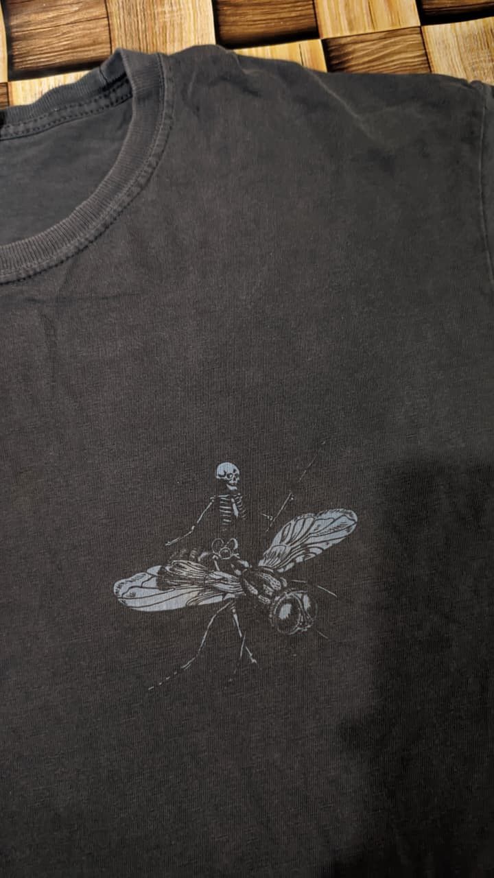 Stussy VINTAGE STUSSY RARE BEE SKELETON Size US XL / EU 56 / 4 - 5 Thumbnail
