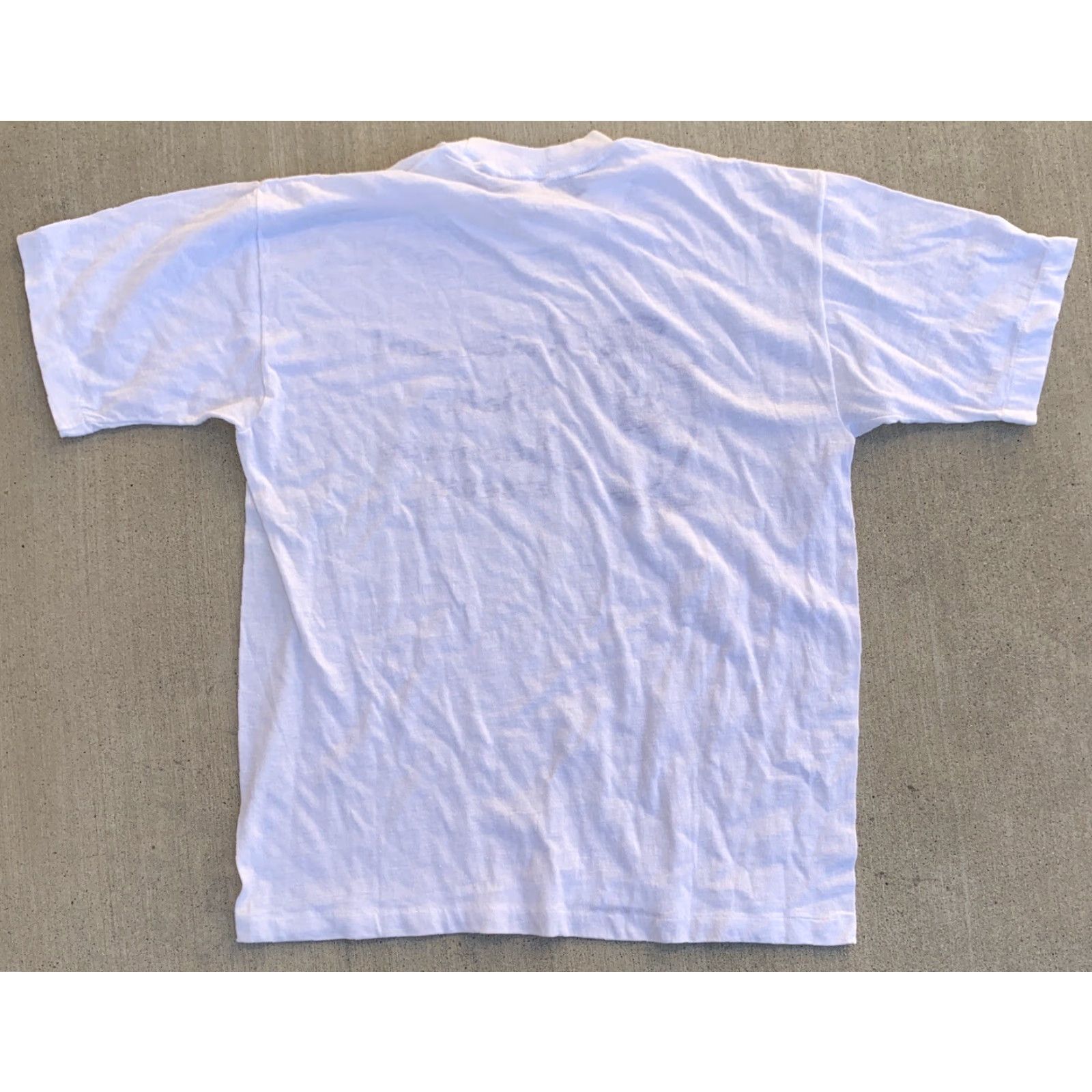 Vintage VINTAGE Signal T-Shirt Mens Short Sleeve White 46 XL RN 46831 Restaurant Bahia Ostioneria Fish Single Stitch Size US XL / EU 56 / 4 - 4 Thumbnail