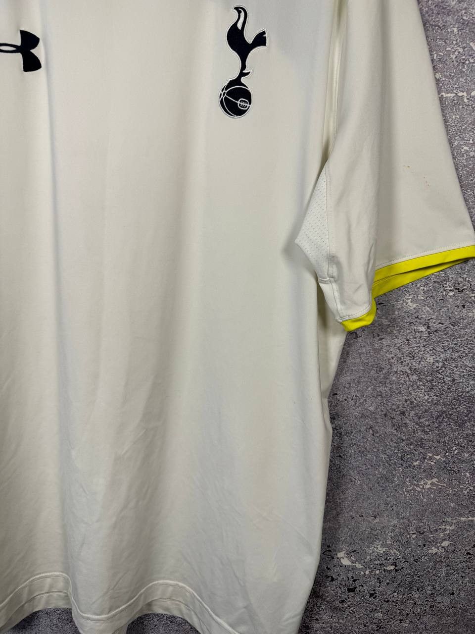 Other Tottenham Hotspur 2014/15 Under Armour Training Jersey Size US XL / EU 56 / 4 - 4 Thumbnail