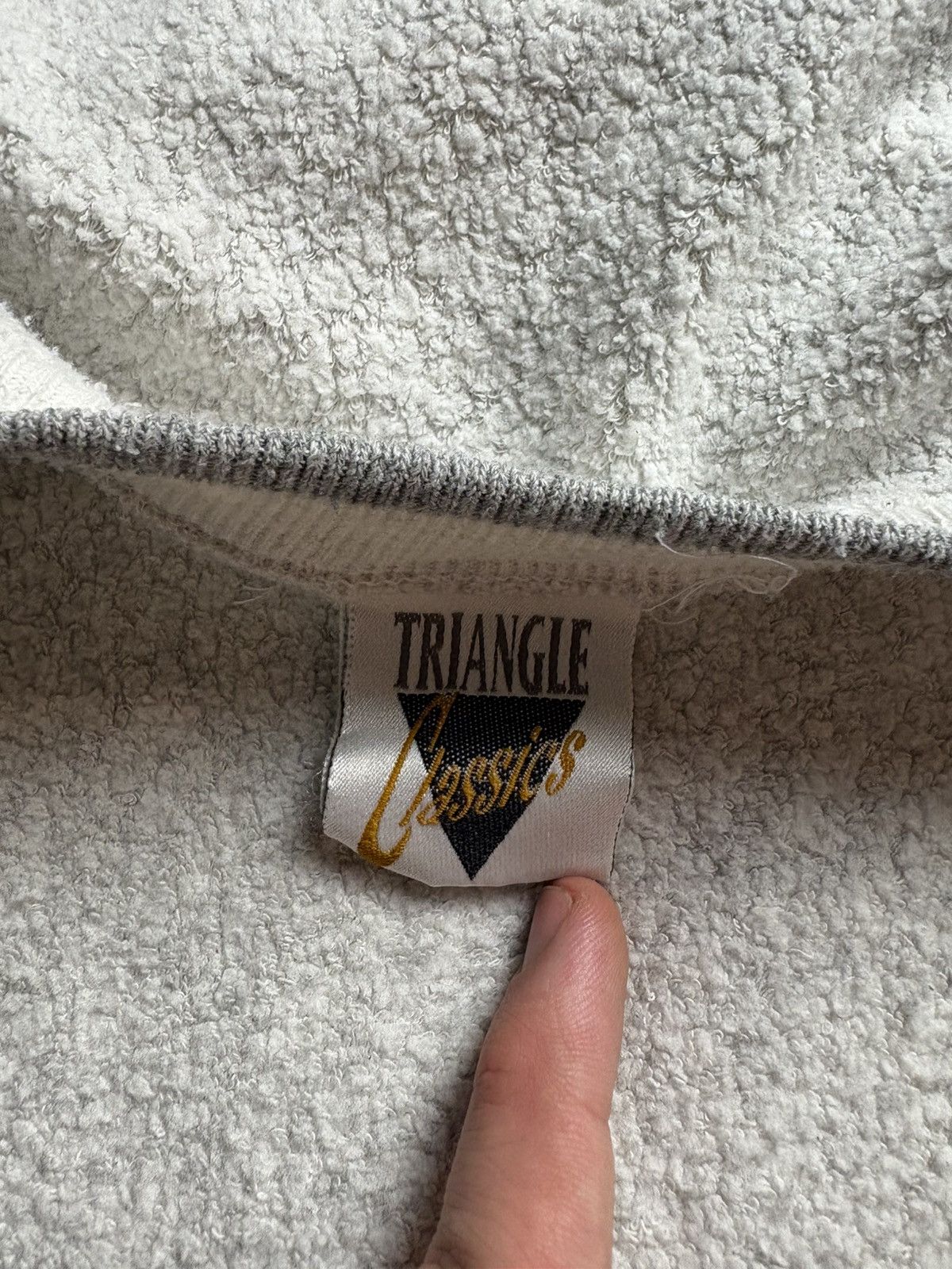 Vintage Vintage Las Vegas Spellout Fleece Crewneck Size XL Size US L / EU 52-54 / 3 - 3 Thumbnail