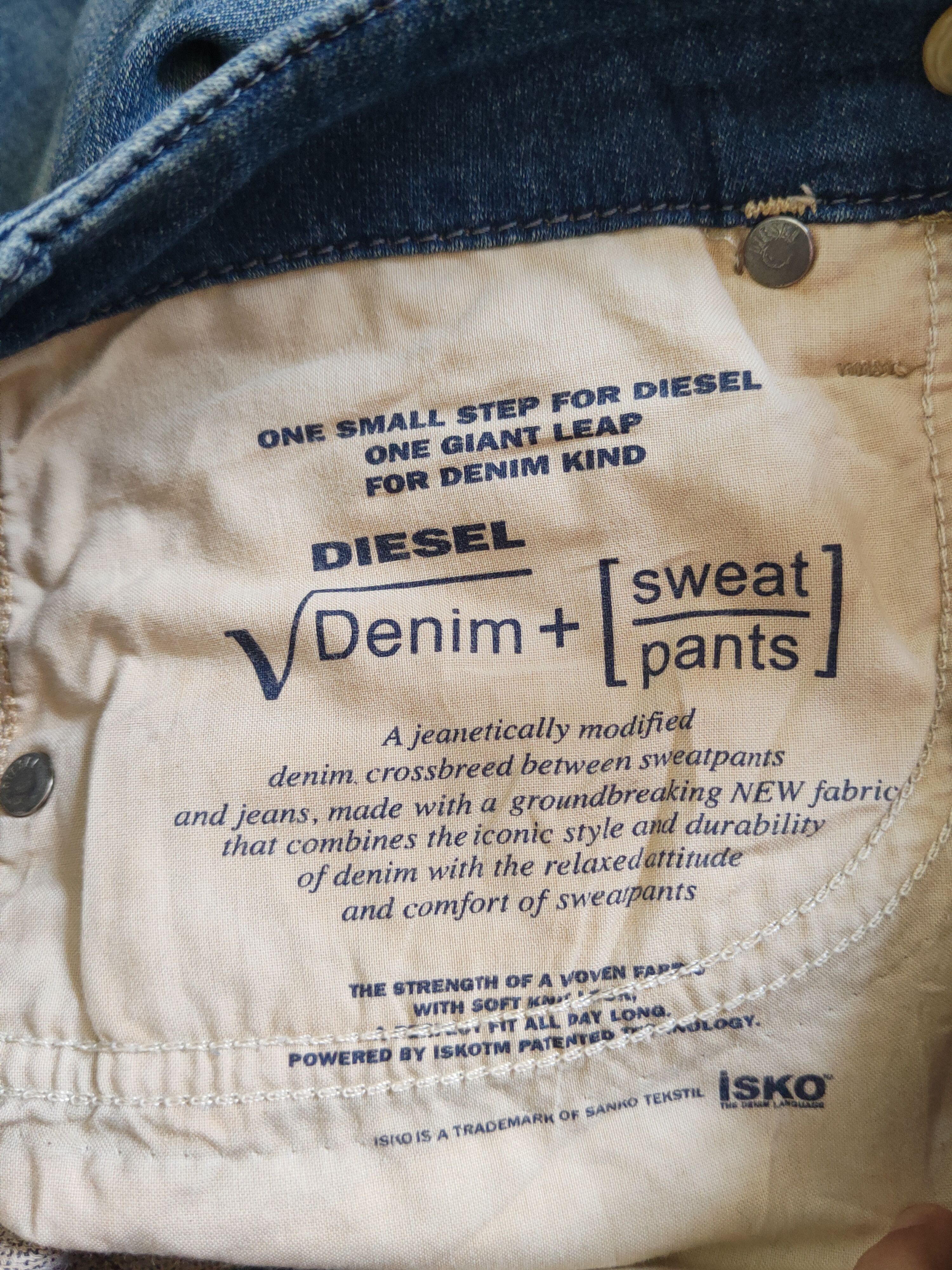 Diesel Diesel Dark Blue Faded Distressed Ripped Jeans #S2354 Size 26" / US 2 / IT 38 - 14 Thumbnail