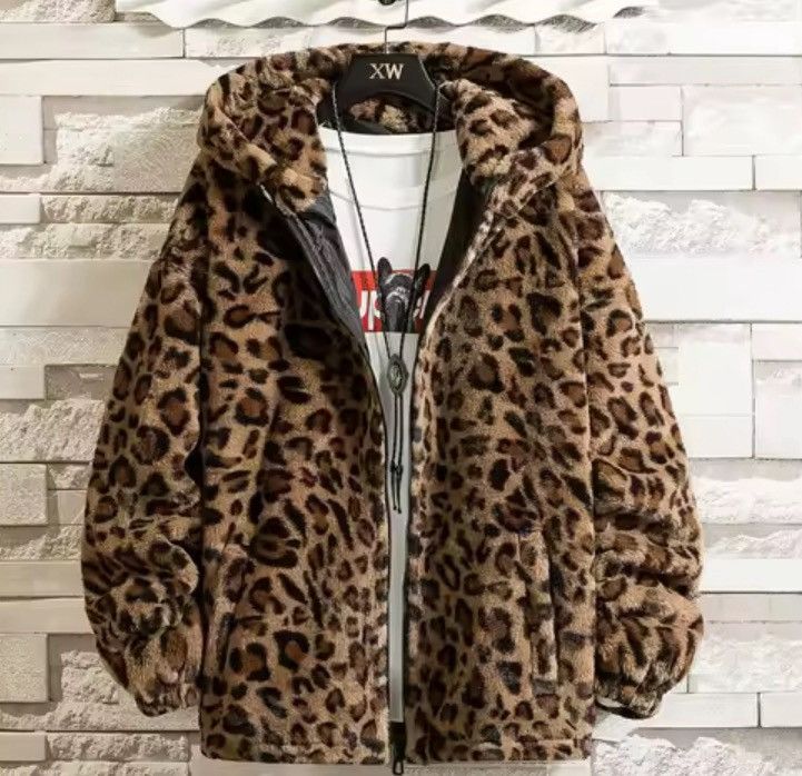 Japanese Brand Leopard Print Fleece Hoodie – Cozy, Trendy Size US XL / EU 56 / 4 - 1 Thumbnail