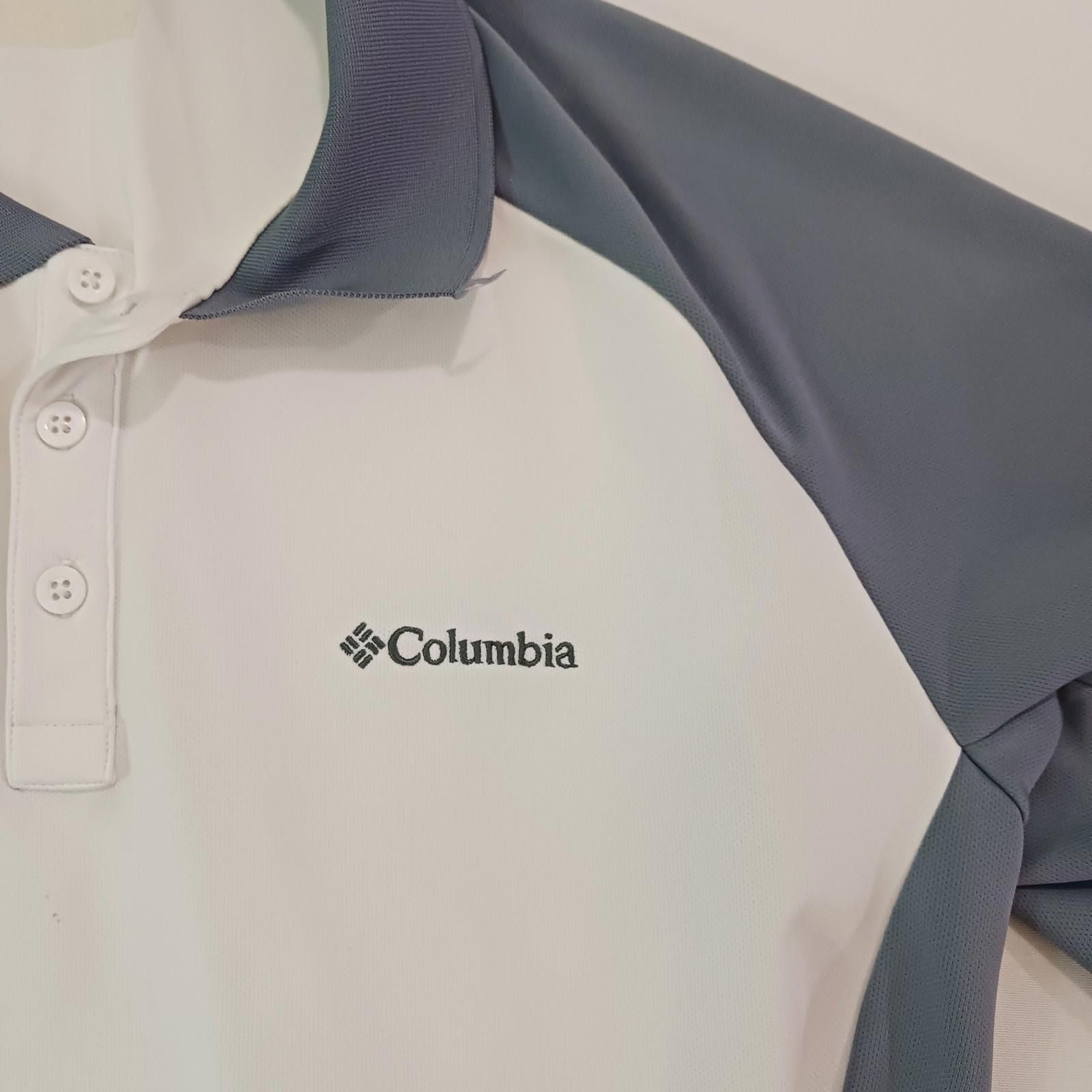 Columbia Columbia AM1075 Men Gray/White Pullover Polo Shirt Chest 48 Size US M / EU 48-50 / 2 - 4 Thumbnail