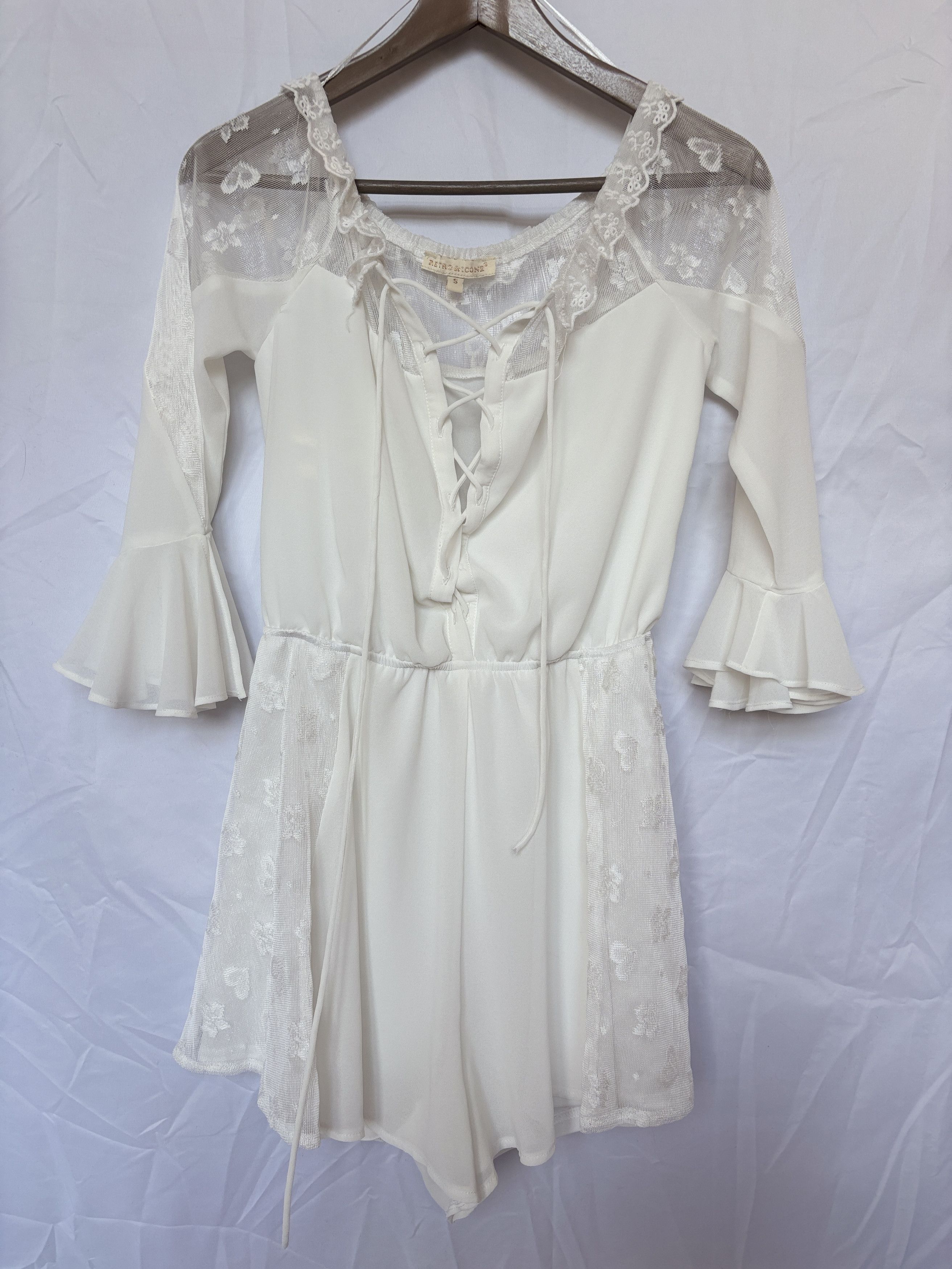 Vintage Retro White Lace Romper Size S / US 4 / IT 40 - 1 Thumbnail