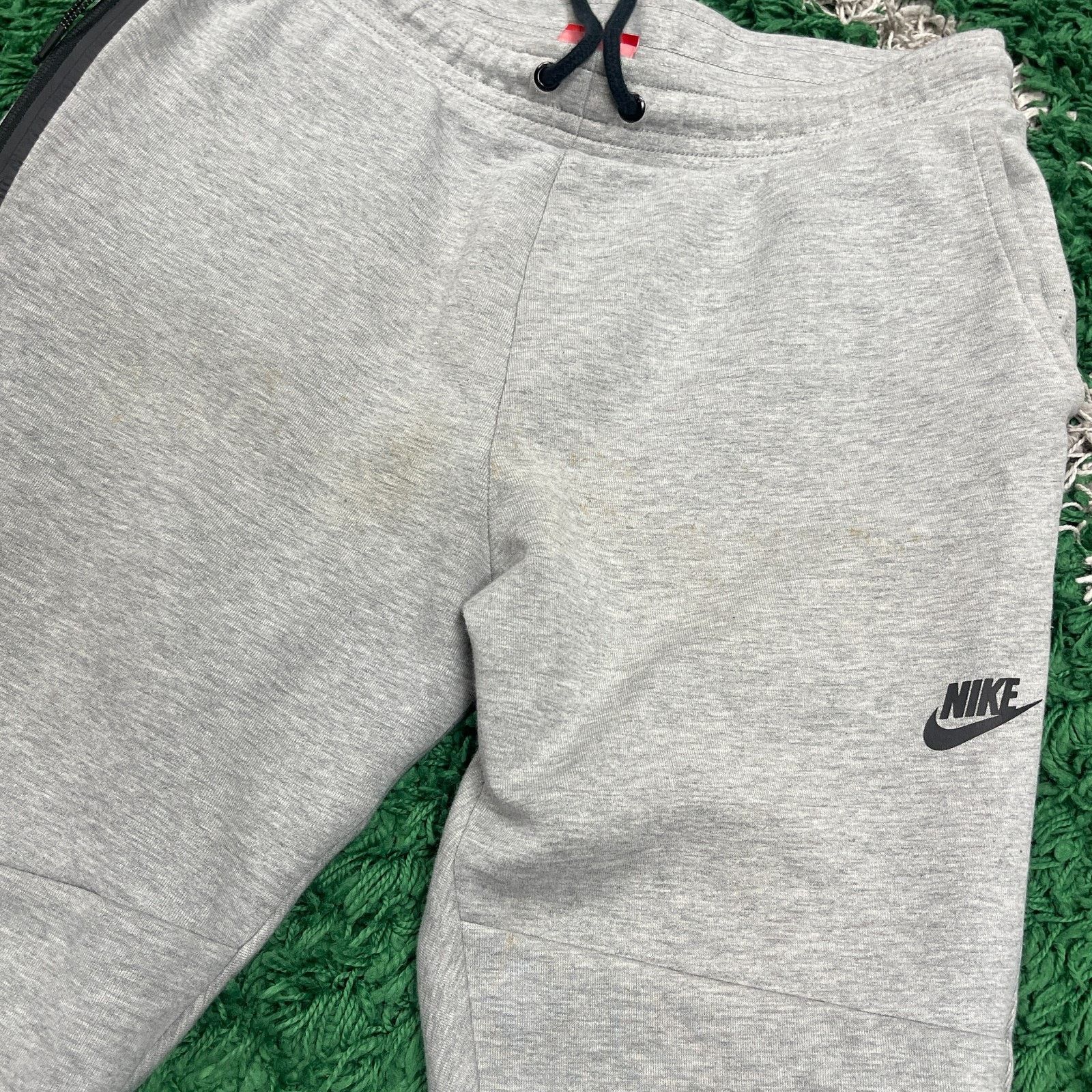 Nike Nike Sportswear Tech Fleece joggers Sweatpants size Medium Size US 30 / EU 46 - 5 Thumbnail